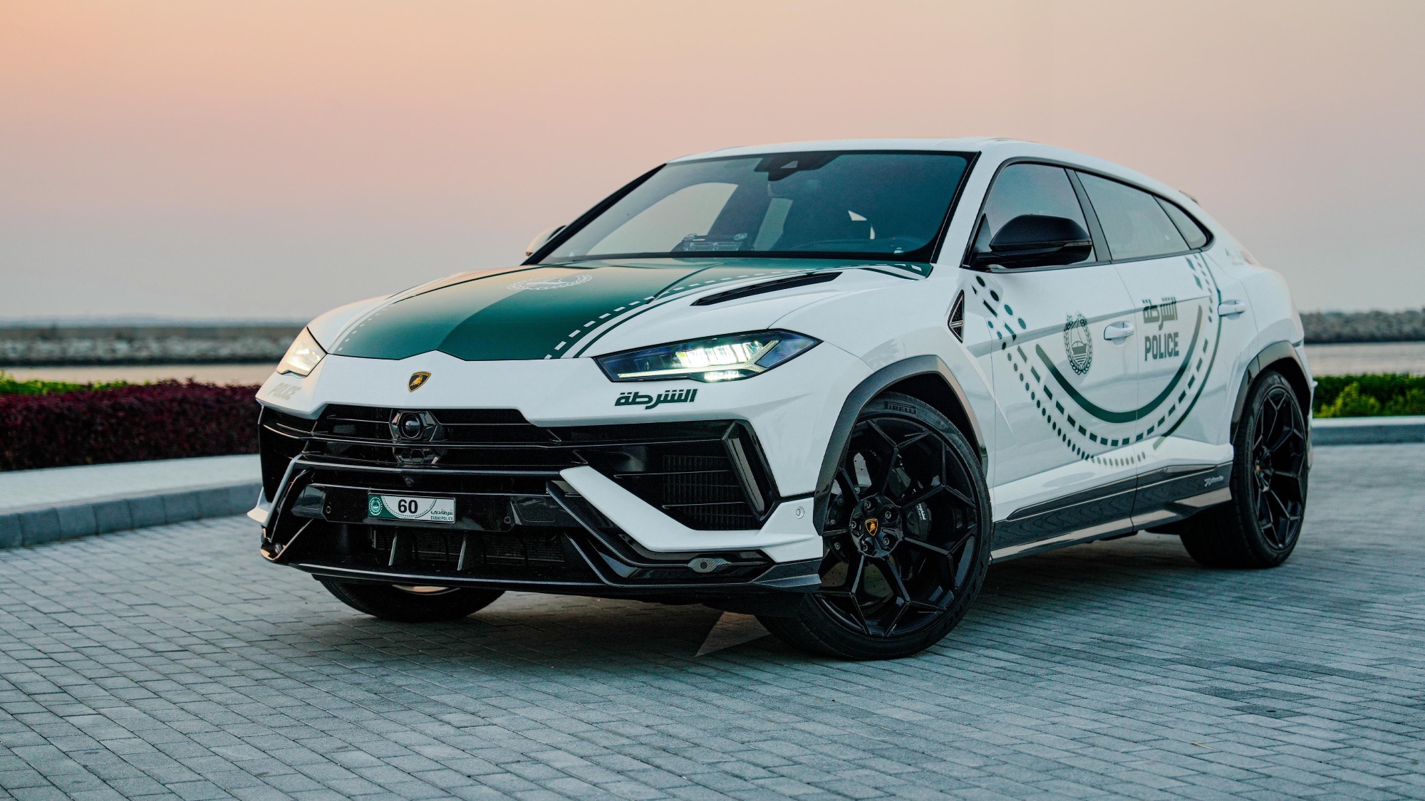 lamborghini-urus-performante-polizia-dubai-6 lamborghini-urus-performante-polizia-dubai-6