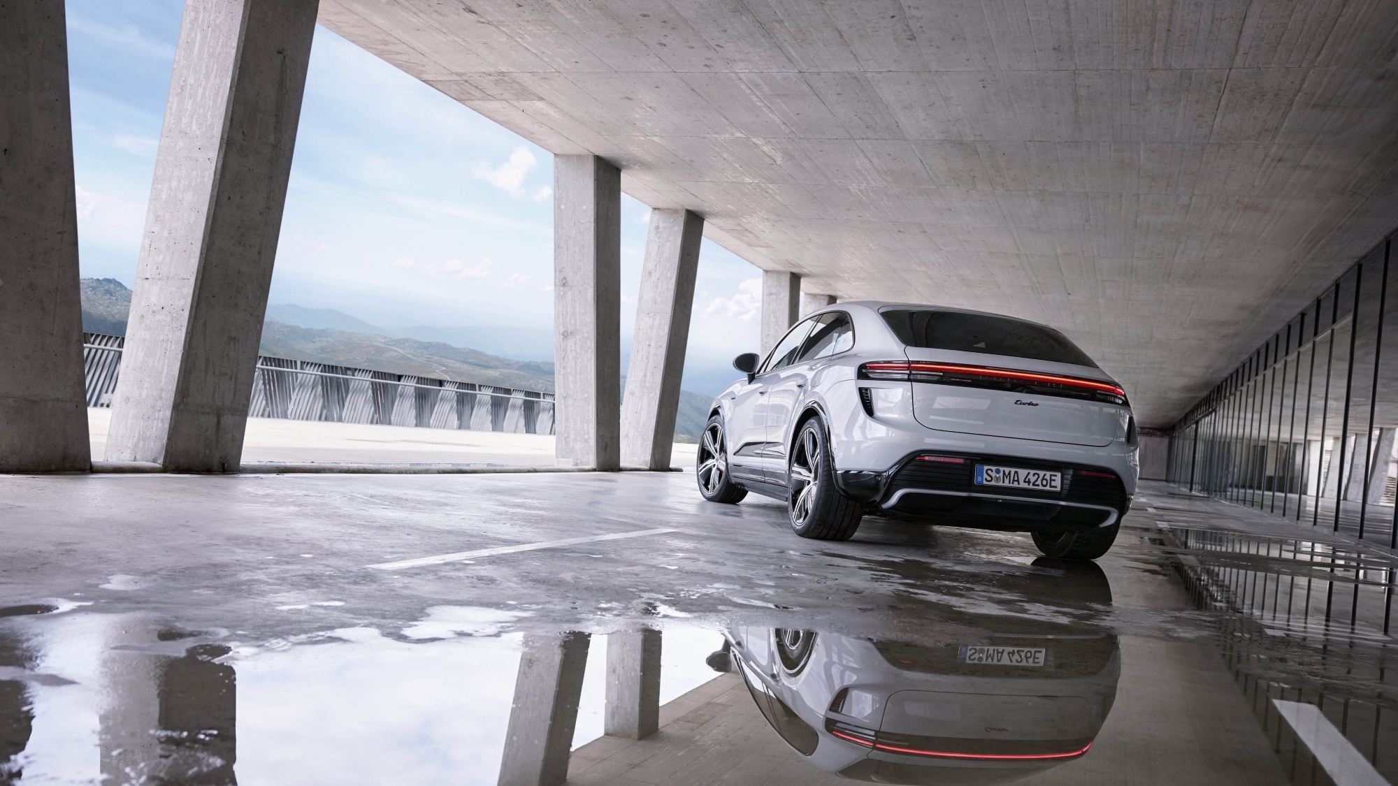 porsche-macan-electric-2024-3