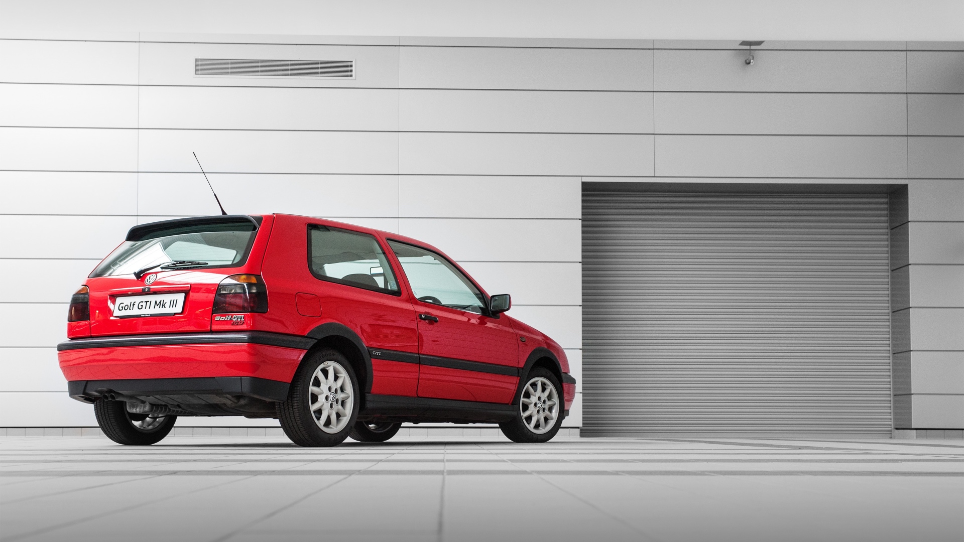 volkswagen_golf_gti_3-door_11 volkswagen_golf_gti_3-door_11