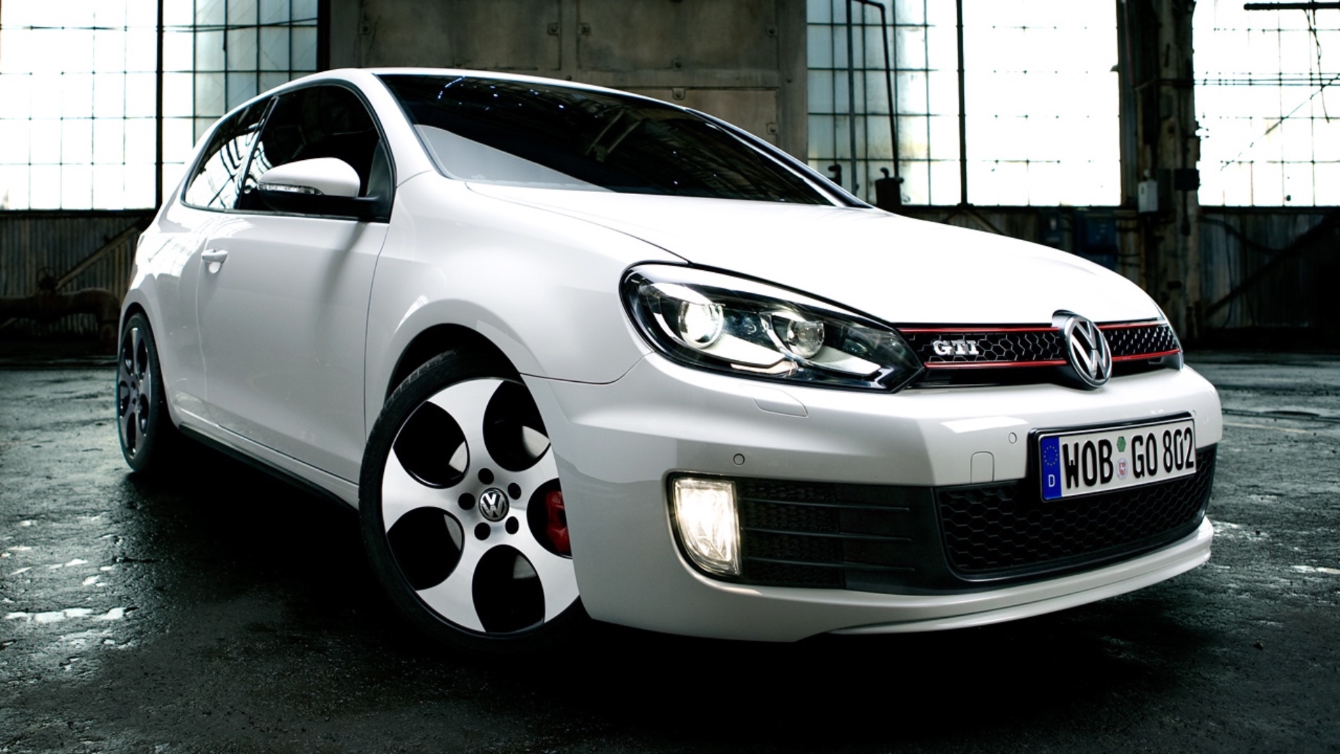 volkswagen_golf_gti_3-door_32 volkswagen_golf_gti_3-door_32