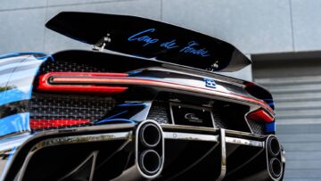 10 BUGATTI_vagues de lumière duo 10 BUGATTI_vagues de lumière duo