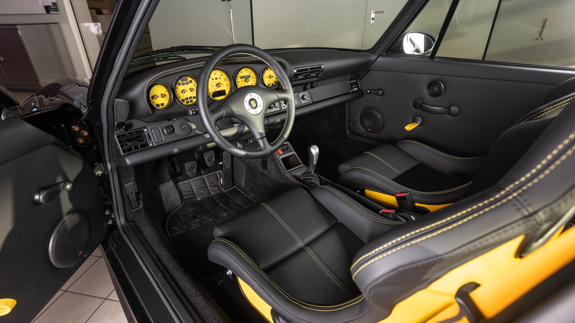 1996-Porsche-911-GT21442055_ 1996-Porsche-911-GT21442055_
