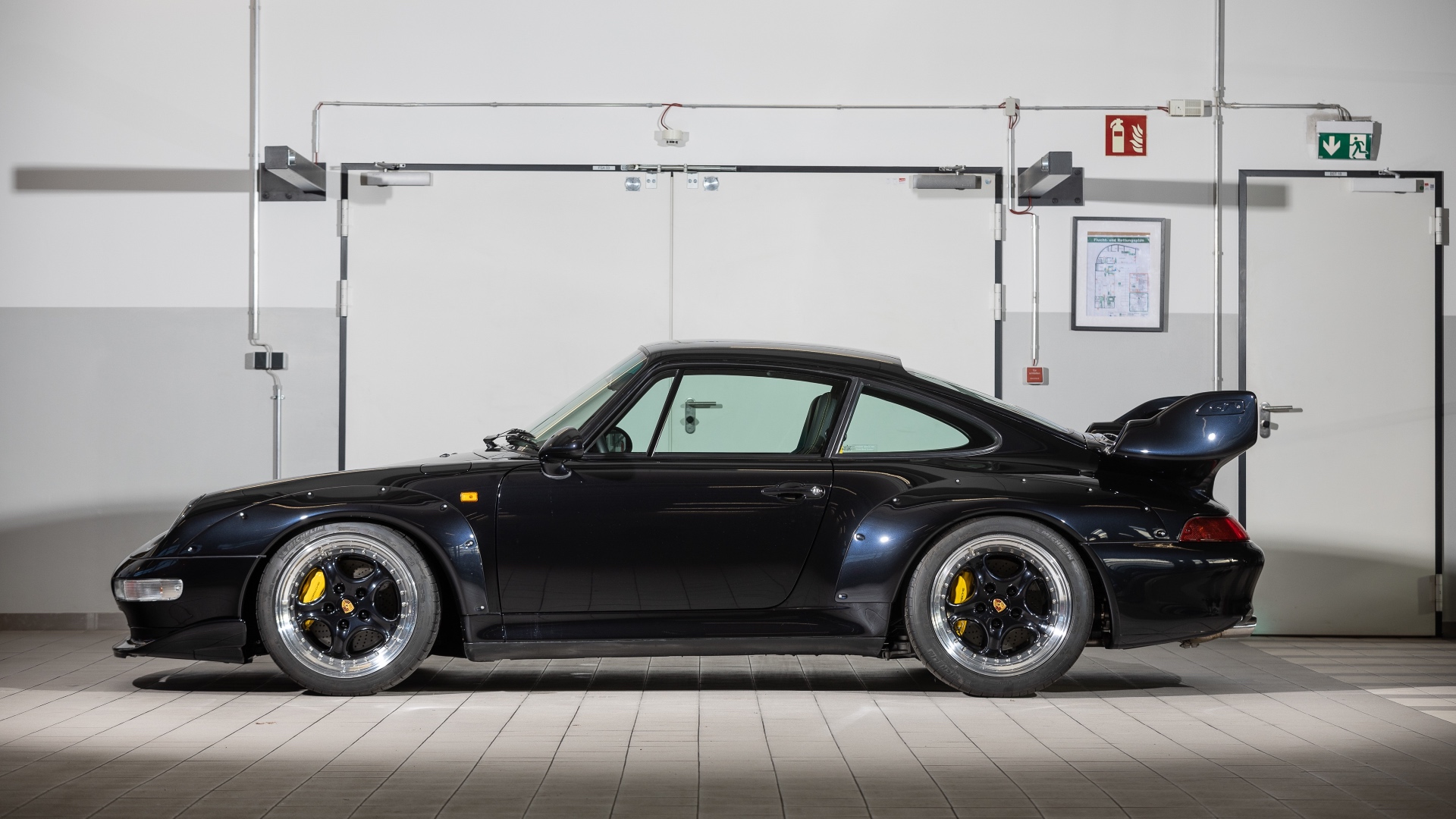 1996-Porsche-911-GT21442056_ 1996-Porsche-911-GT21442056_