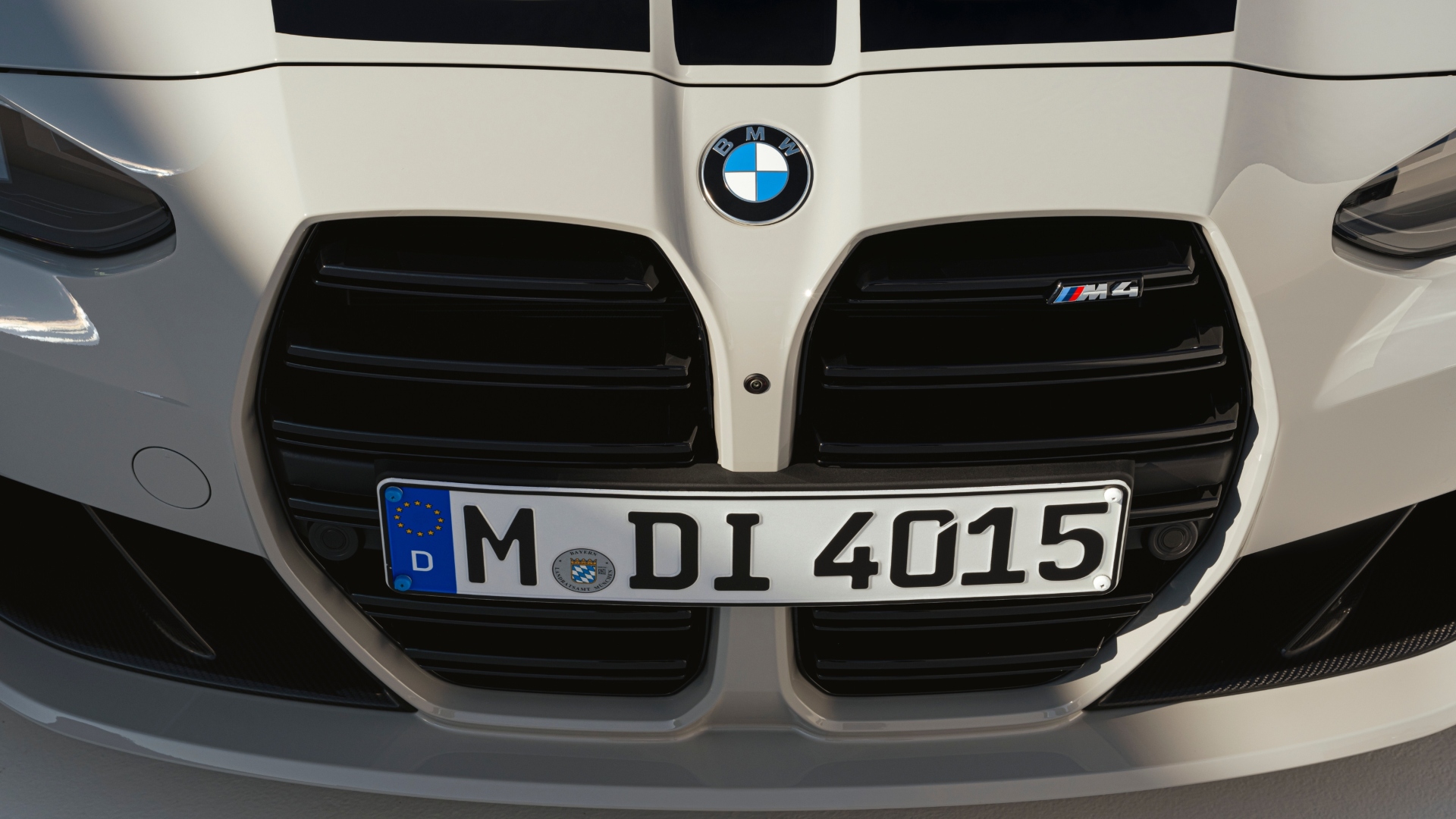 BMW-M4-restyling-2024-1