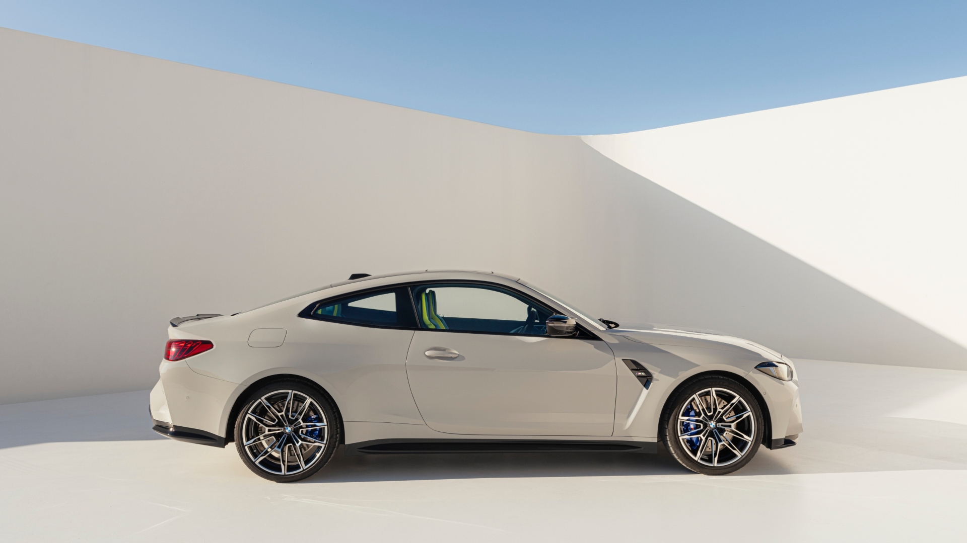 BMW-M4-restyling-2024-6