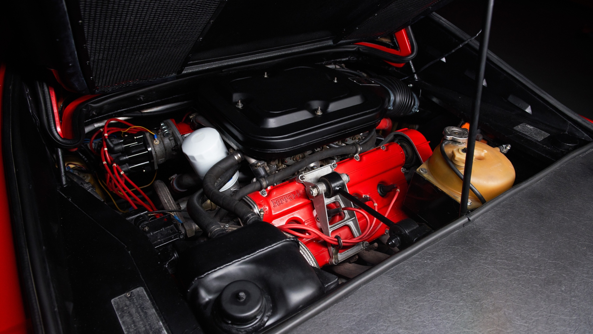 Ferrari-308-GTB-GTS-4