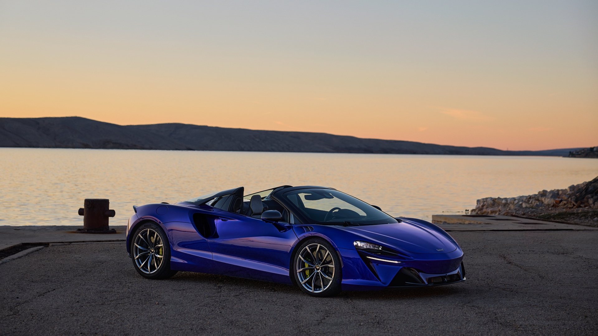 McLarenArturaSpider.01