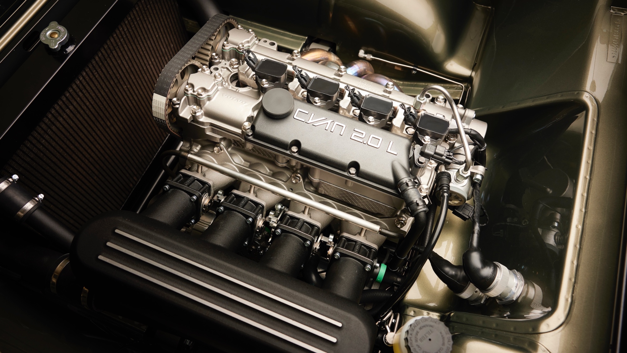 cyan-volvo-p1800-restomod-green-7 cyan-volvo-p1800-restomod-green-7