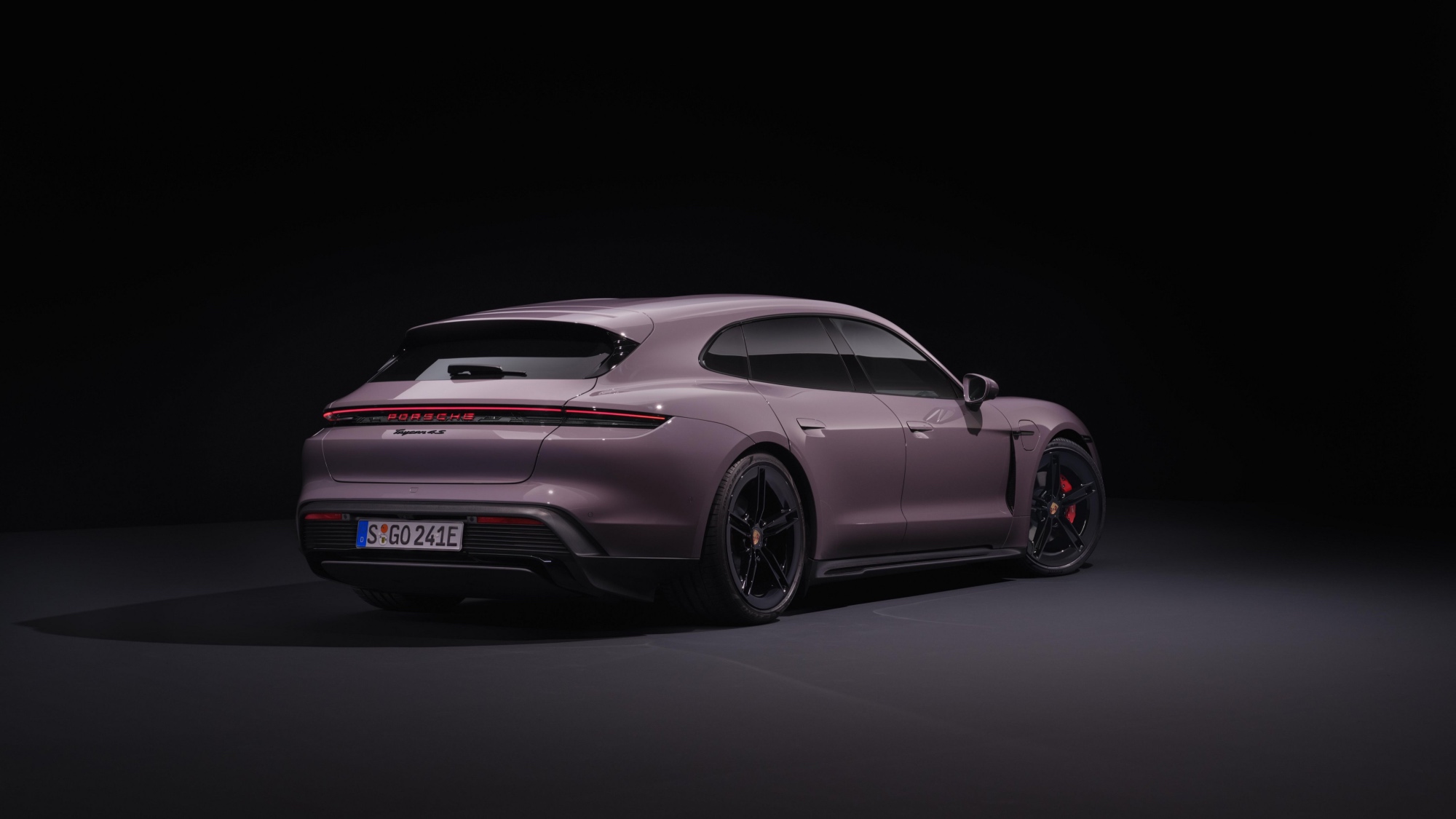 porsche-taycan-2024-1