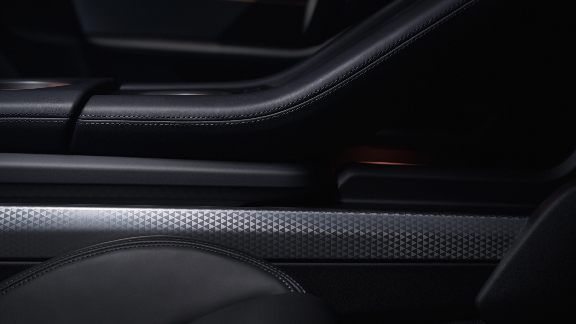 porsche-taycan-2024-22