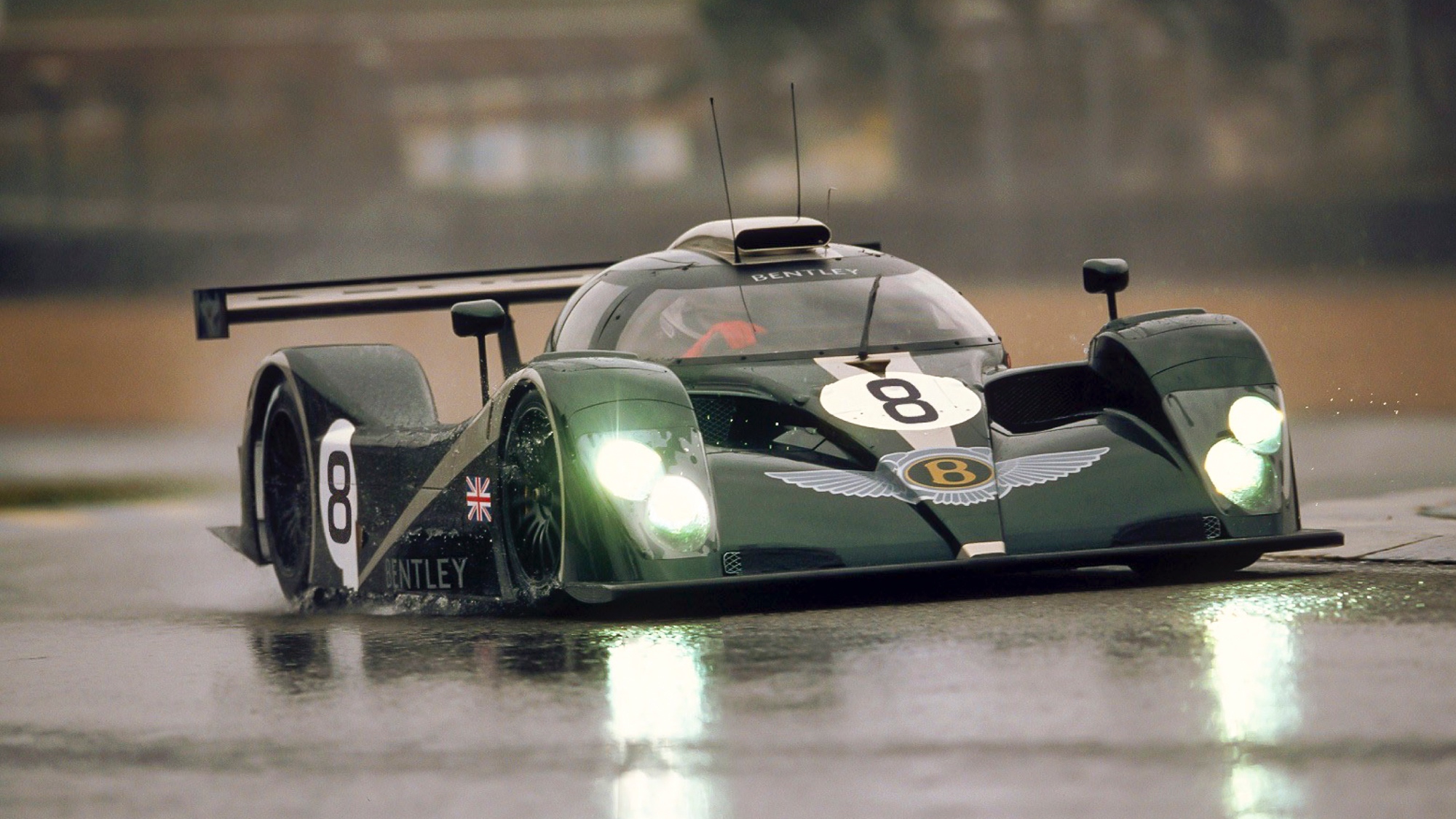 2000EXPSpeed8LeMansGTprototypechassis0021.CopyrightBentleyMotors 2000EXPSpeed8LeMansGTprototypechassis0021.CopyrightBentleyMotors