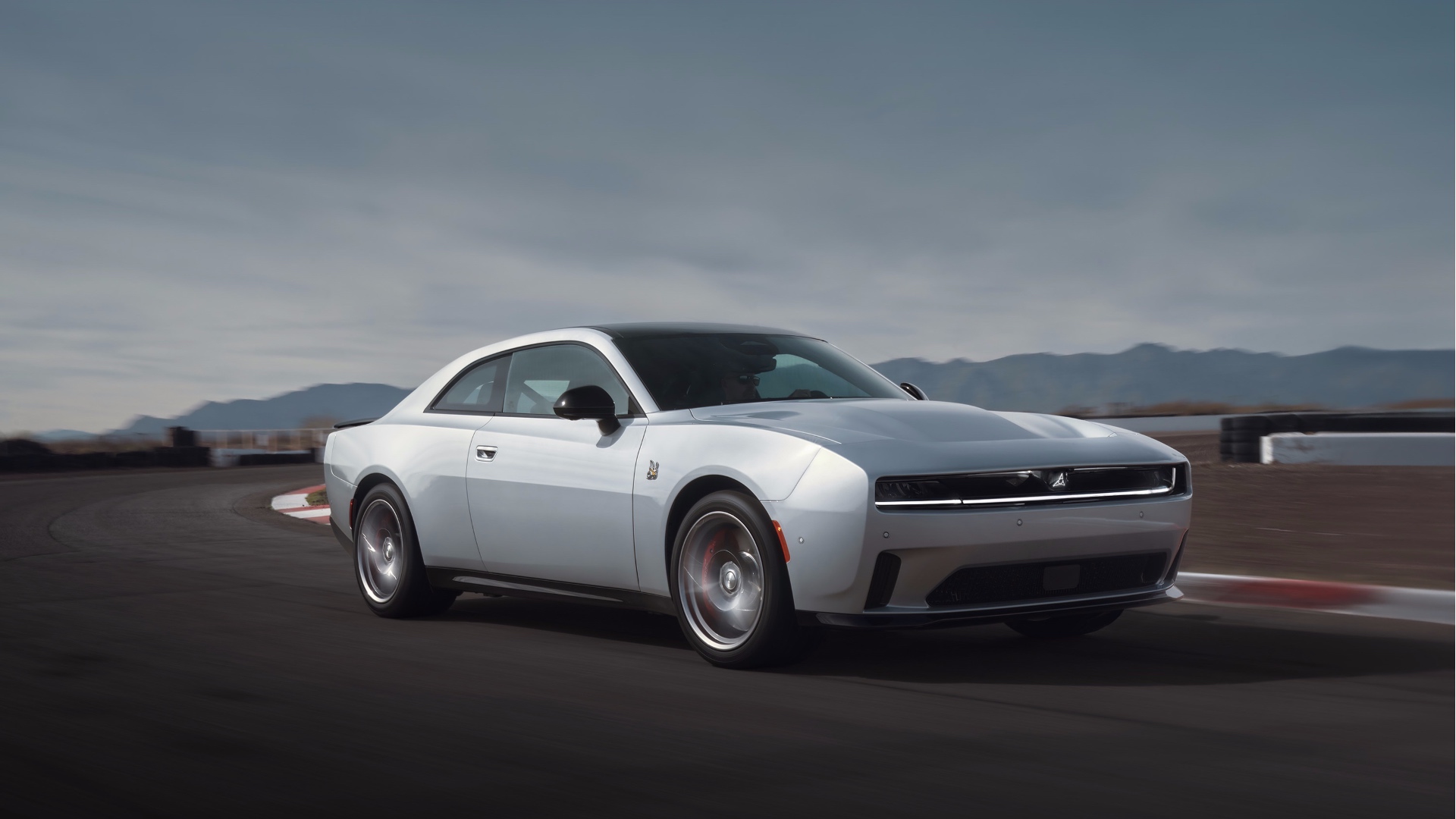 Dodge-Charger-2024-EV-4 Dodge-Charger-2024-EV-4