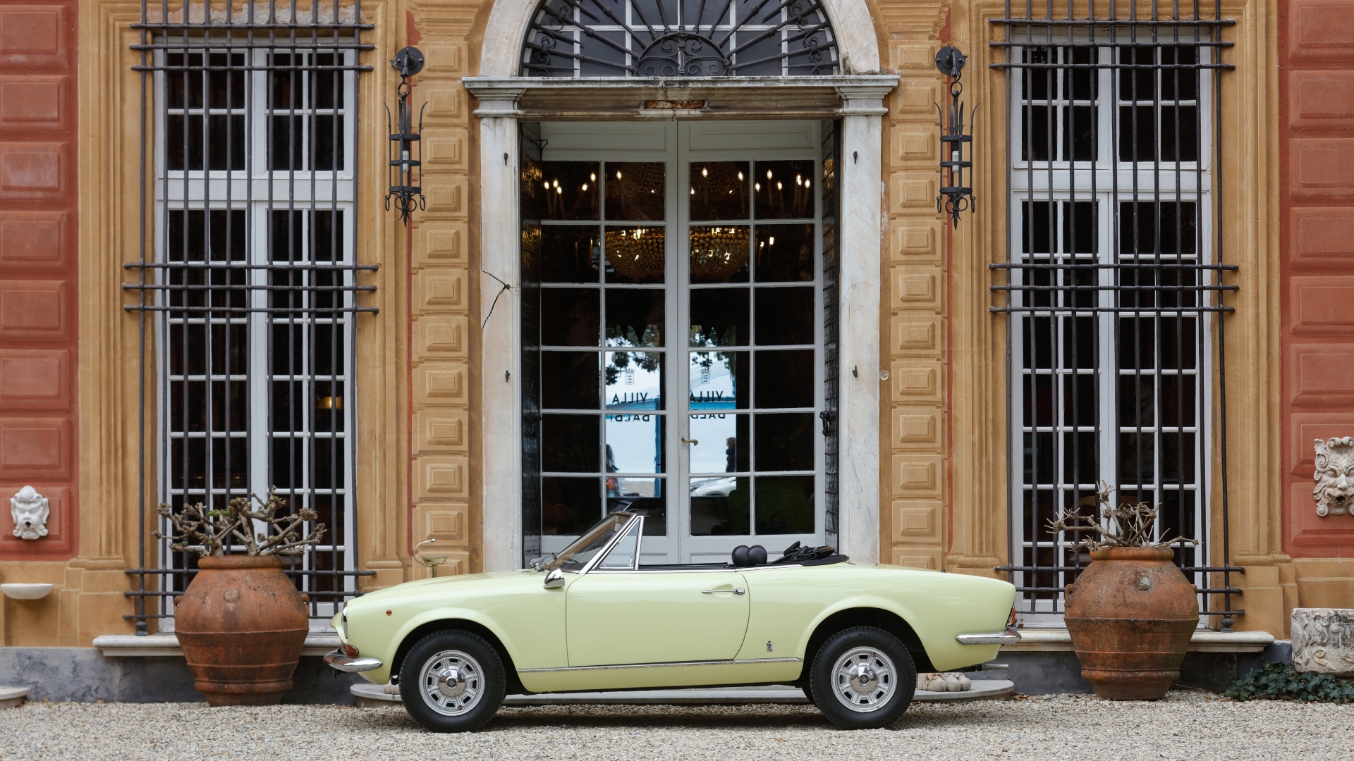 Fiat-124-Sport-Spider-1