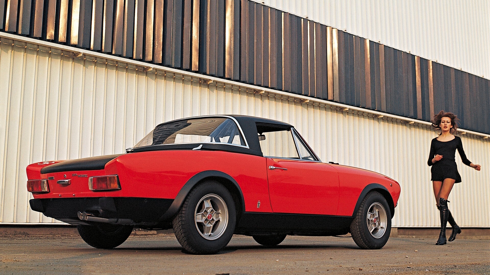 Fiat-124-Sport-Spider-14