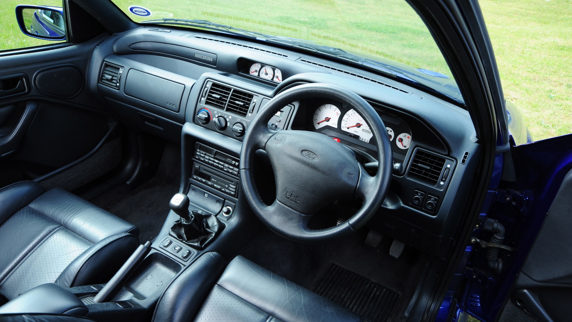 Ford-Escort-RS-Cosworth-4