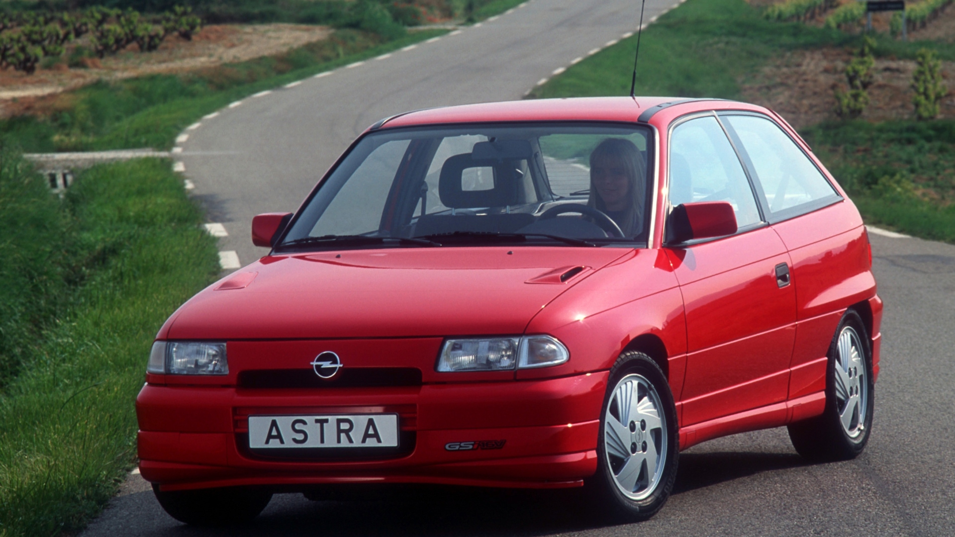 Hot-Hatch-16V-16-valvole-anni-90-2 Hot-Hatch-16V-16-valvole-anni-90-2