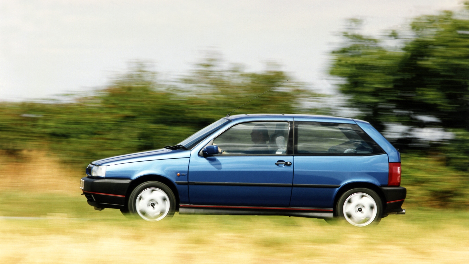 Hot-hatch-italiane-16V-10 Hot-hatch-italiane-16V-10