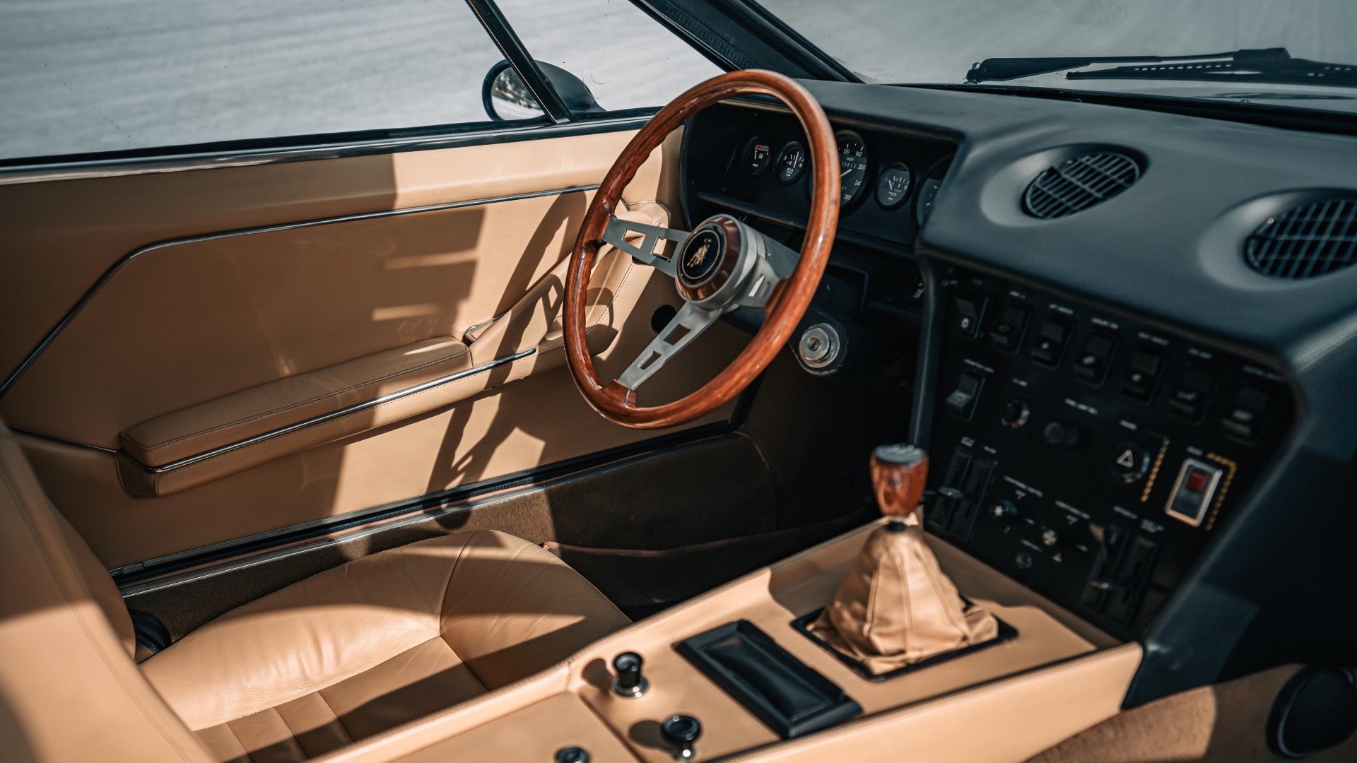 Lamborghini-400-GT-Jarama-The-ICE-2024-polo-storico-15 Lamborghini-400-GT-Jarama-The-ICE-2024-polo-storico-15