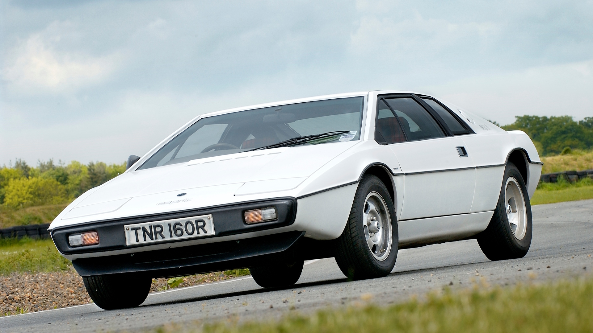 Lotus-Esprit-3