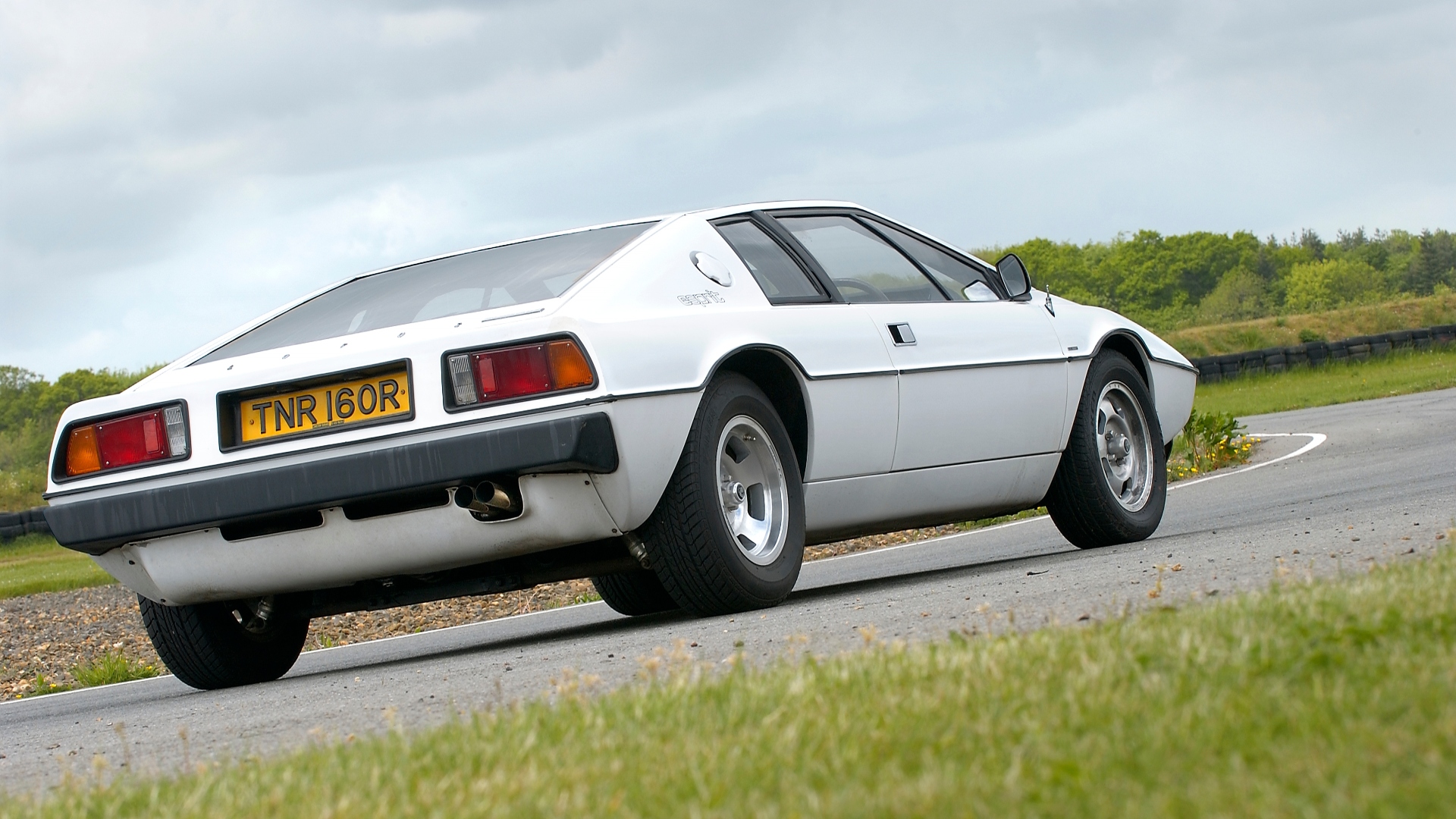 Lotus-Esprit-5