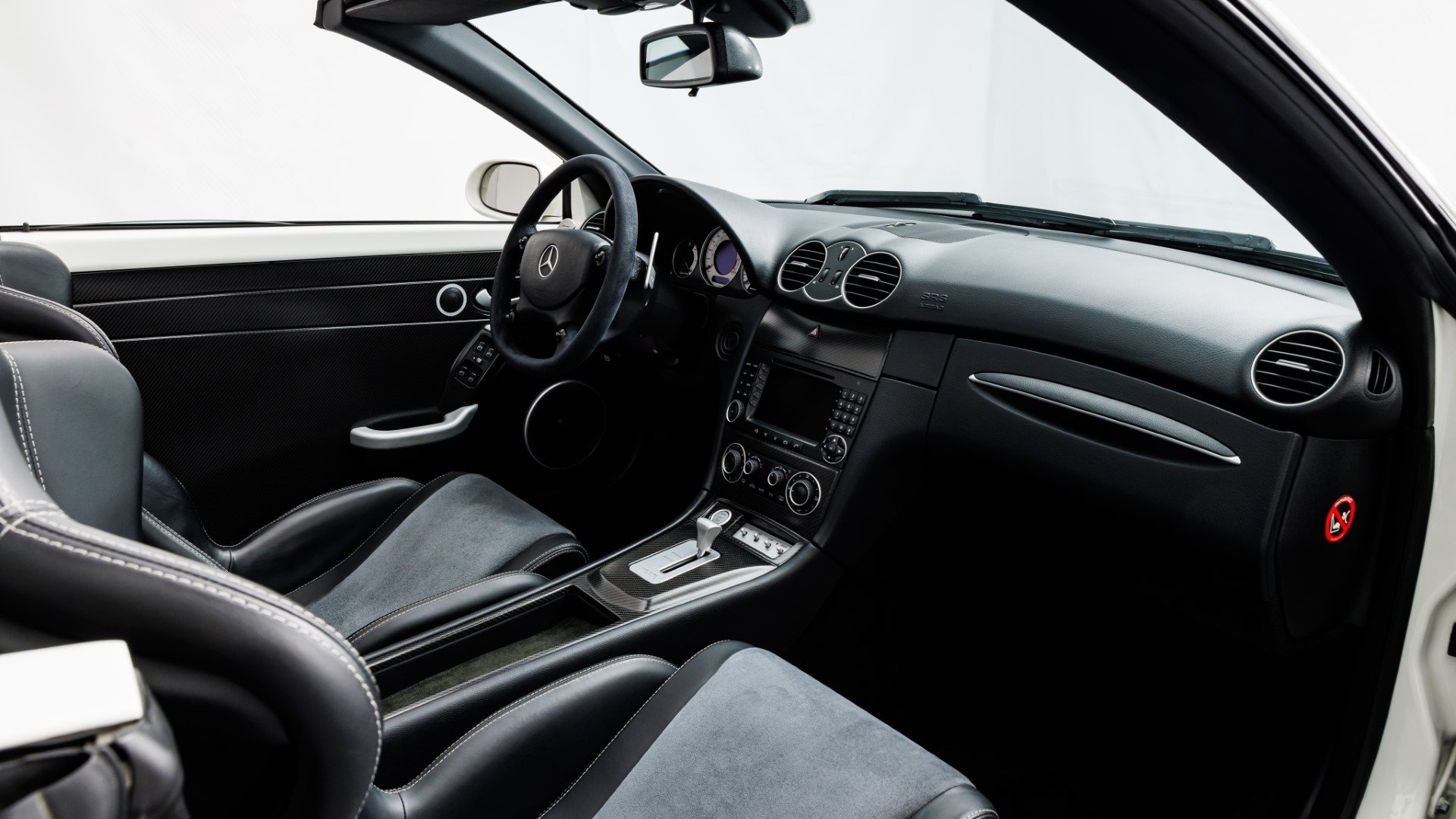 Mercedes-CLK-DTM-AMG-Cabriolet-11