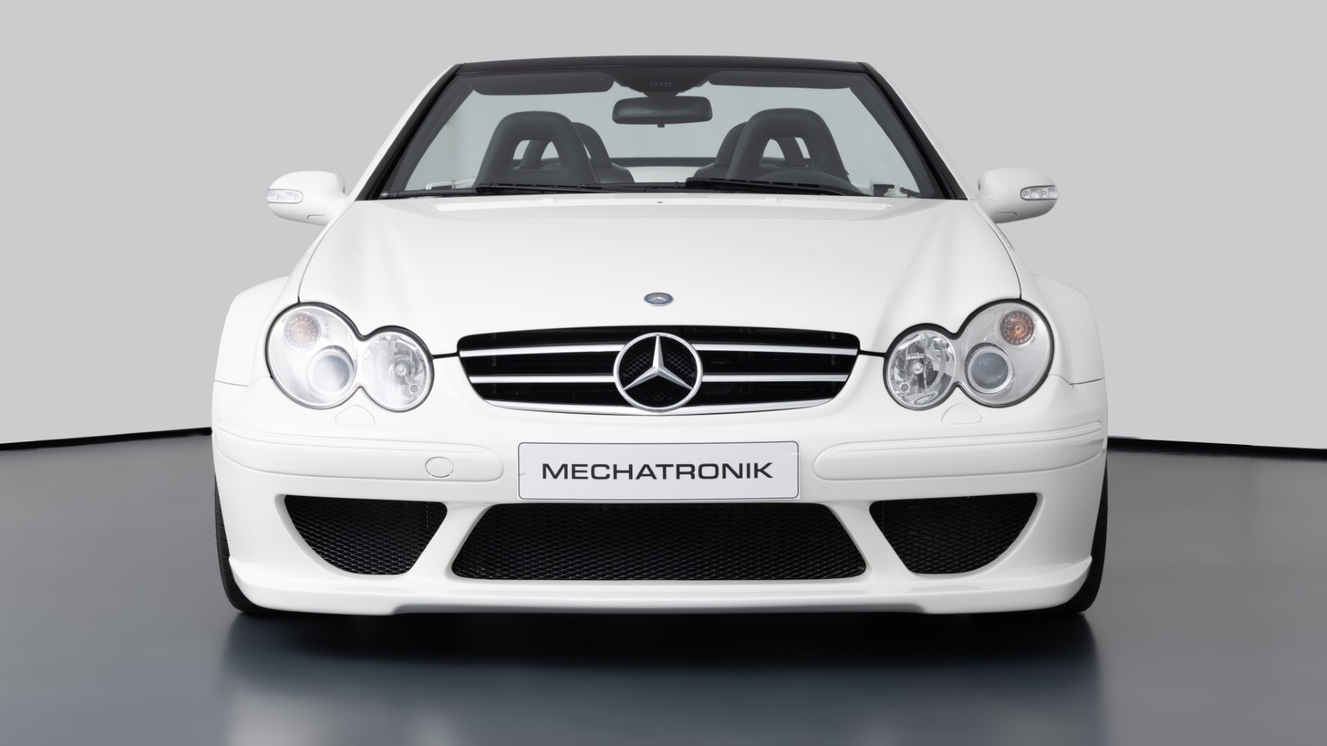 Mercedes-CLK-DTM-AMG-Cabriolet-5