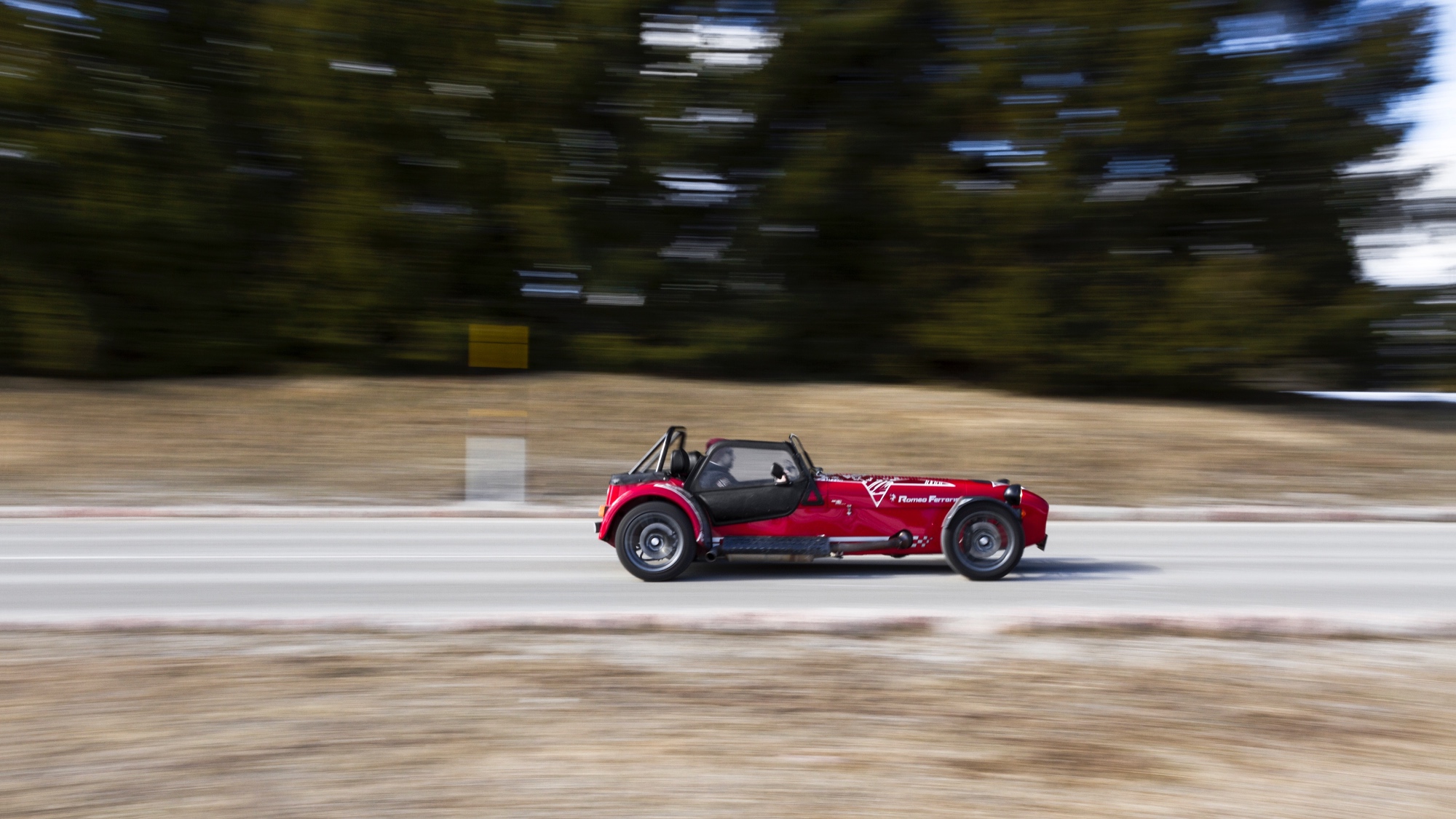 caterham-seven-485-csr-test-drive-prova-18 caterham-seven-485-csr-test-drive-prova-18