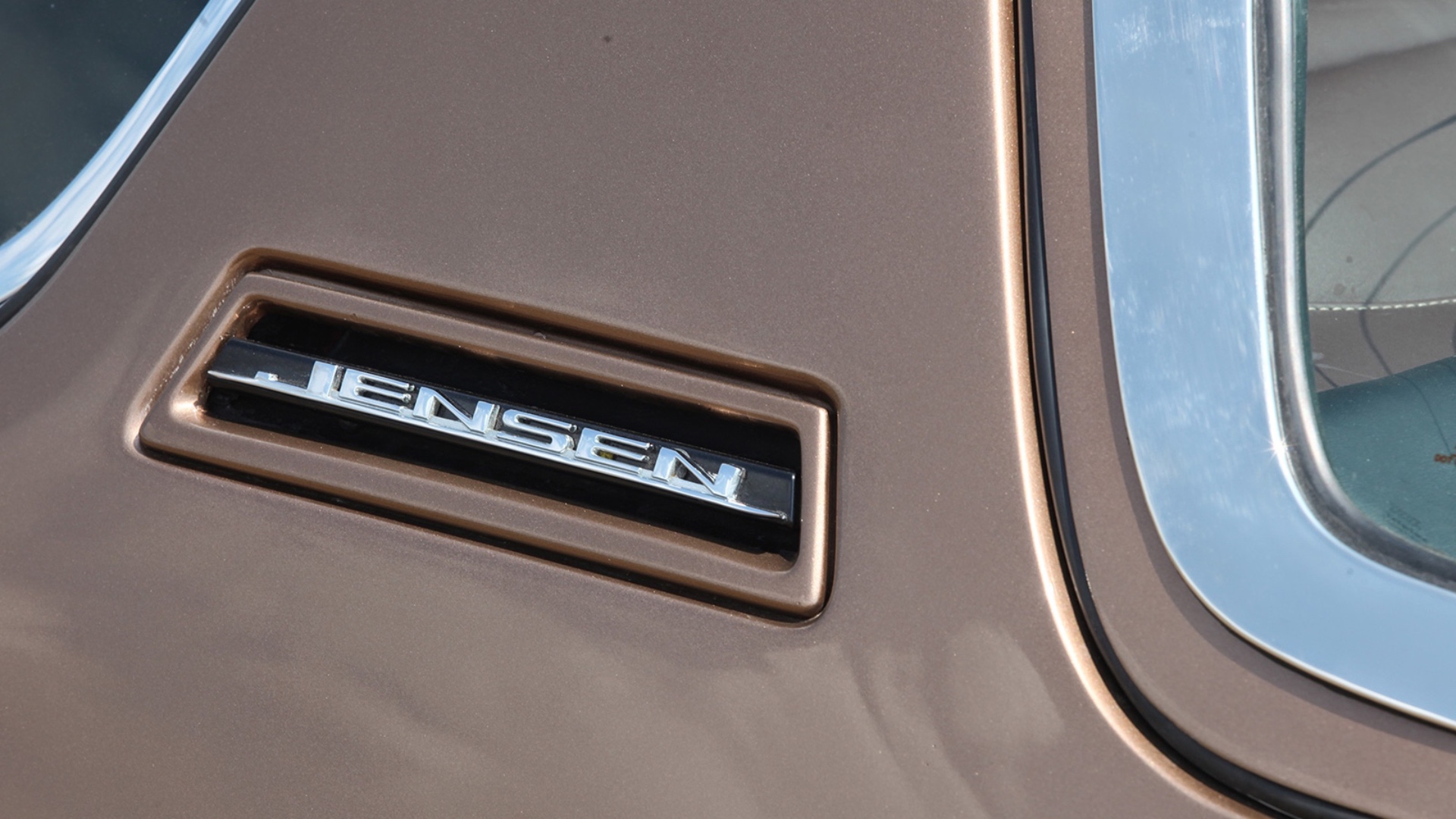 jensen-interceptor-2 jensen-interceptor-2