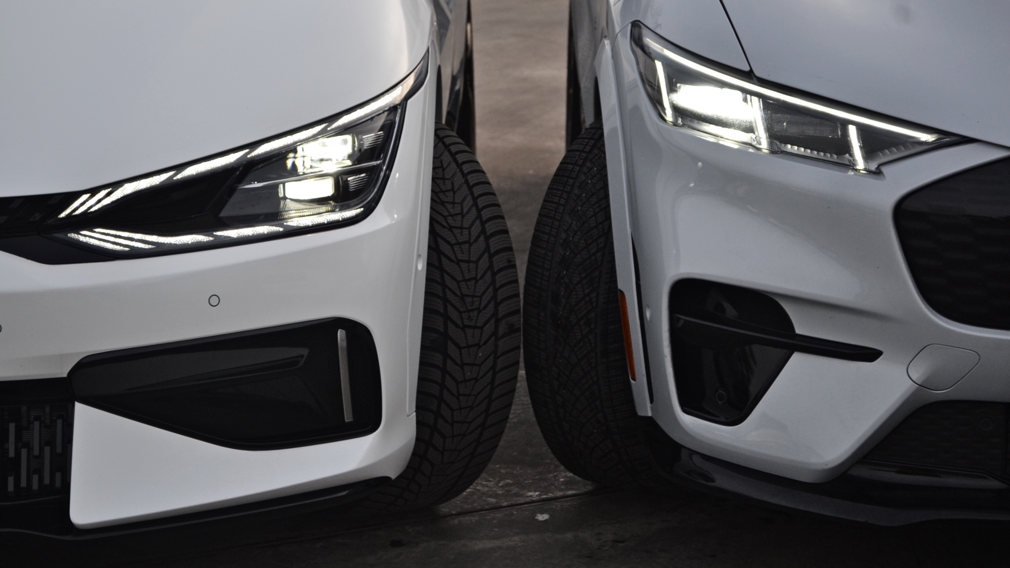 kia-ev6-gt-vs-ford-mustang-mach-e-5