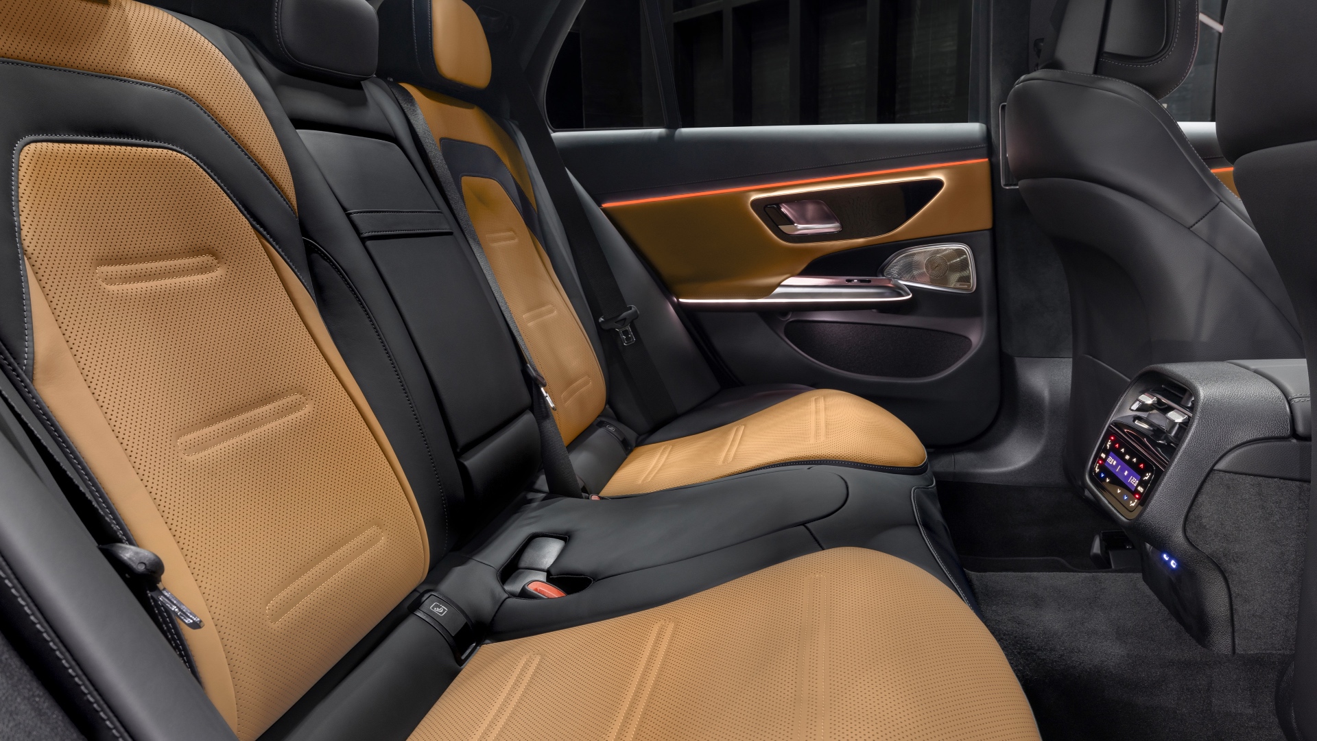 mercedes-e-53-amg-2024-19