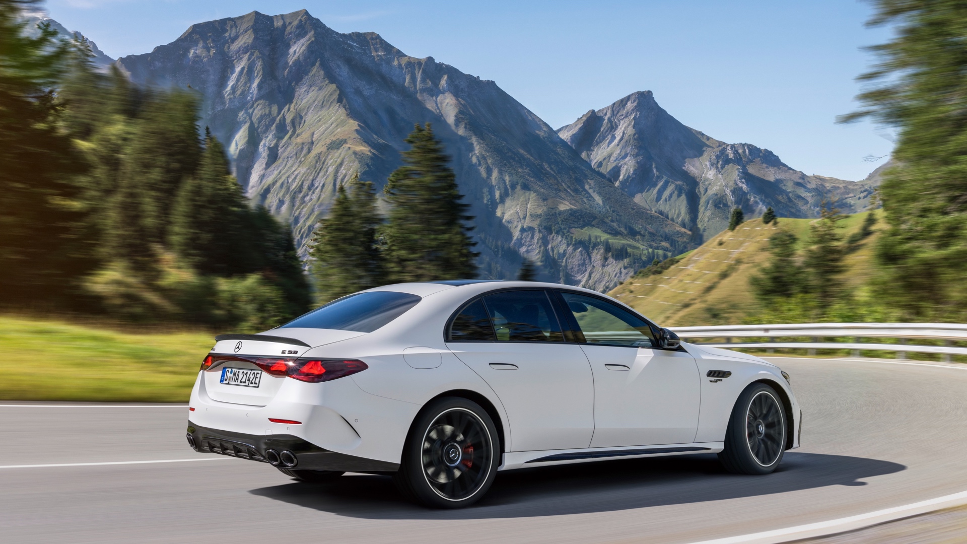 mercedes-e-53-amg-2024-2