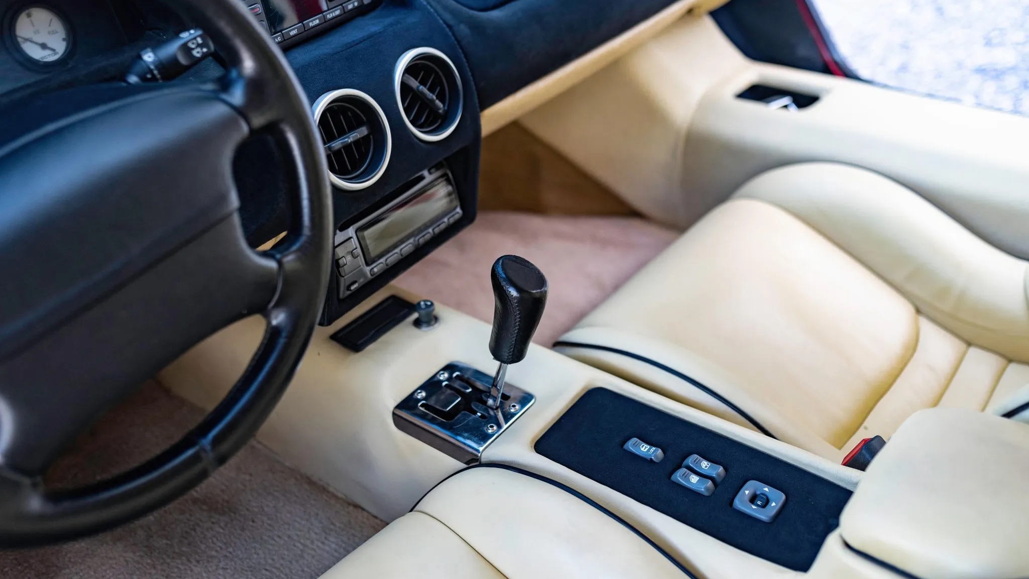 1996_vector_m12_DSC_7963-68328-scaled 1996_vector_m12_DSC_7963-68328-scaled