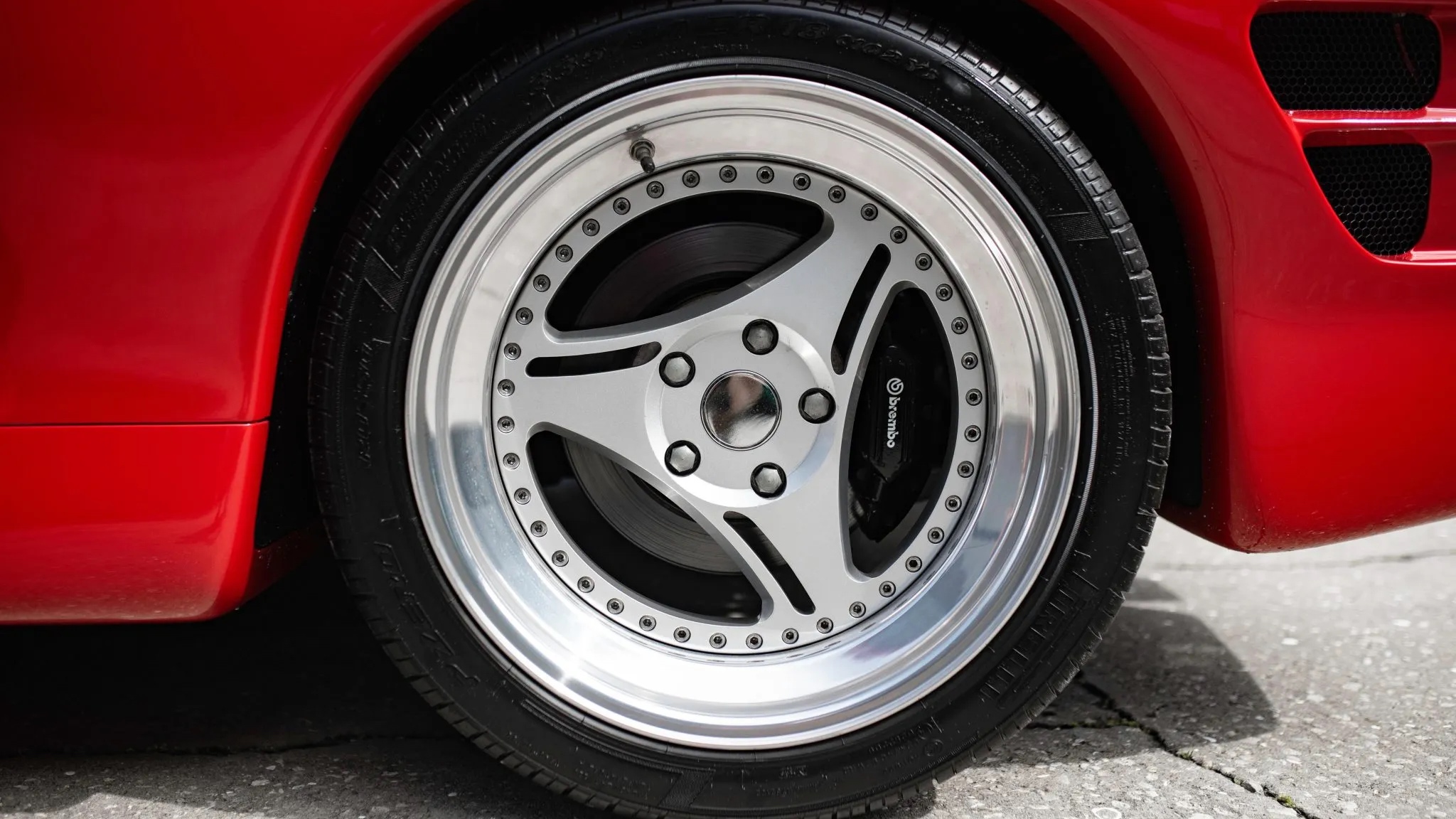 1996_vector_m12_DSC_8123-69160-scaled 1996_vector_m12_DSC_8123-69160-scaled