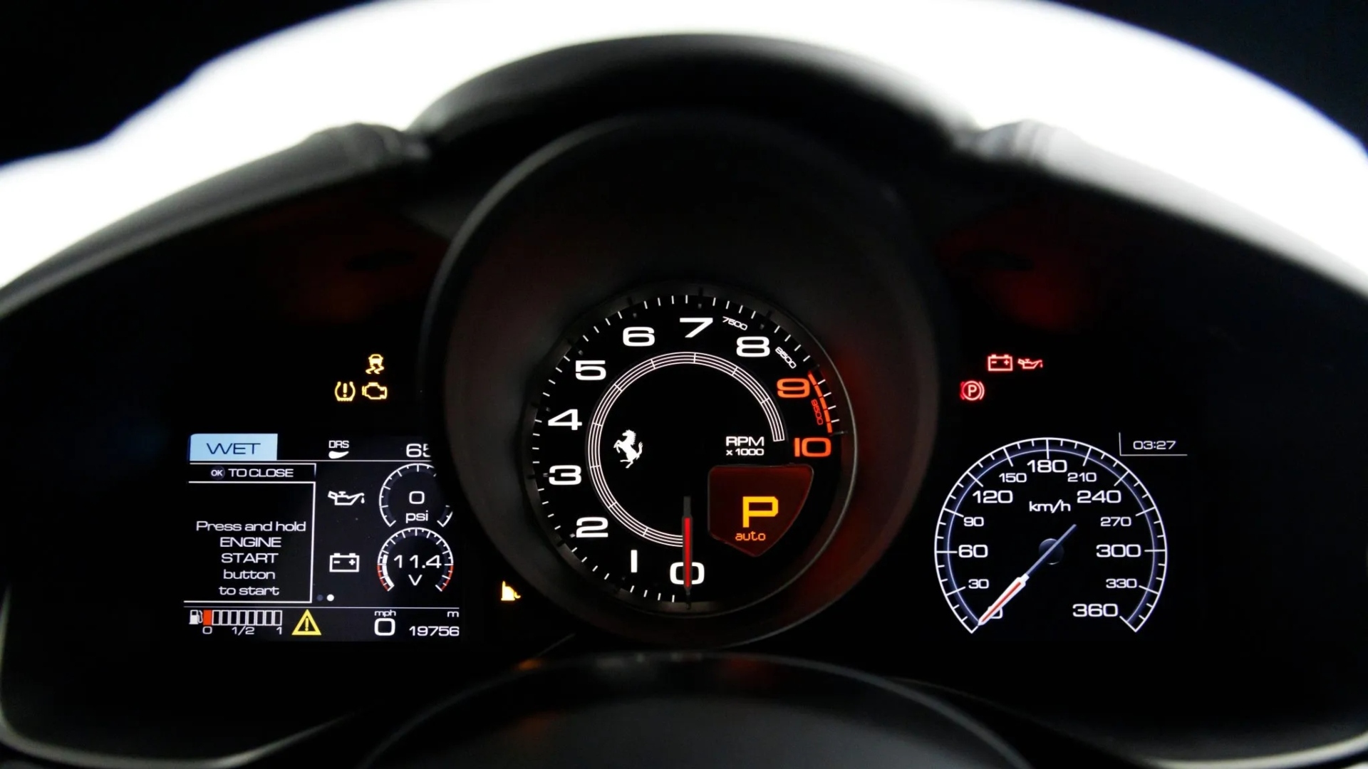 Ferrari-F12-Mulotipo-MP4-9 Ferrari-F12-Mulotipo-MP4-9