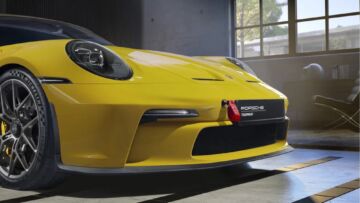 Manthey Racing Porsche 911 GT3 Touring 992-2