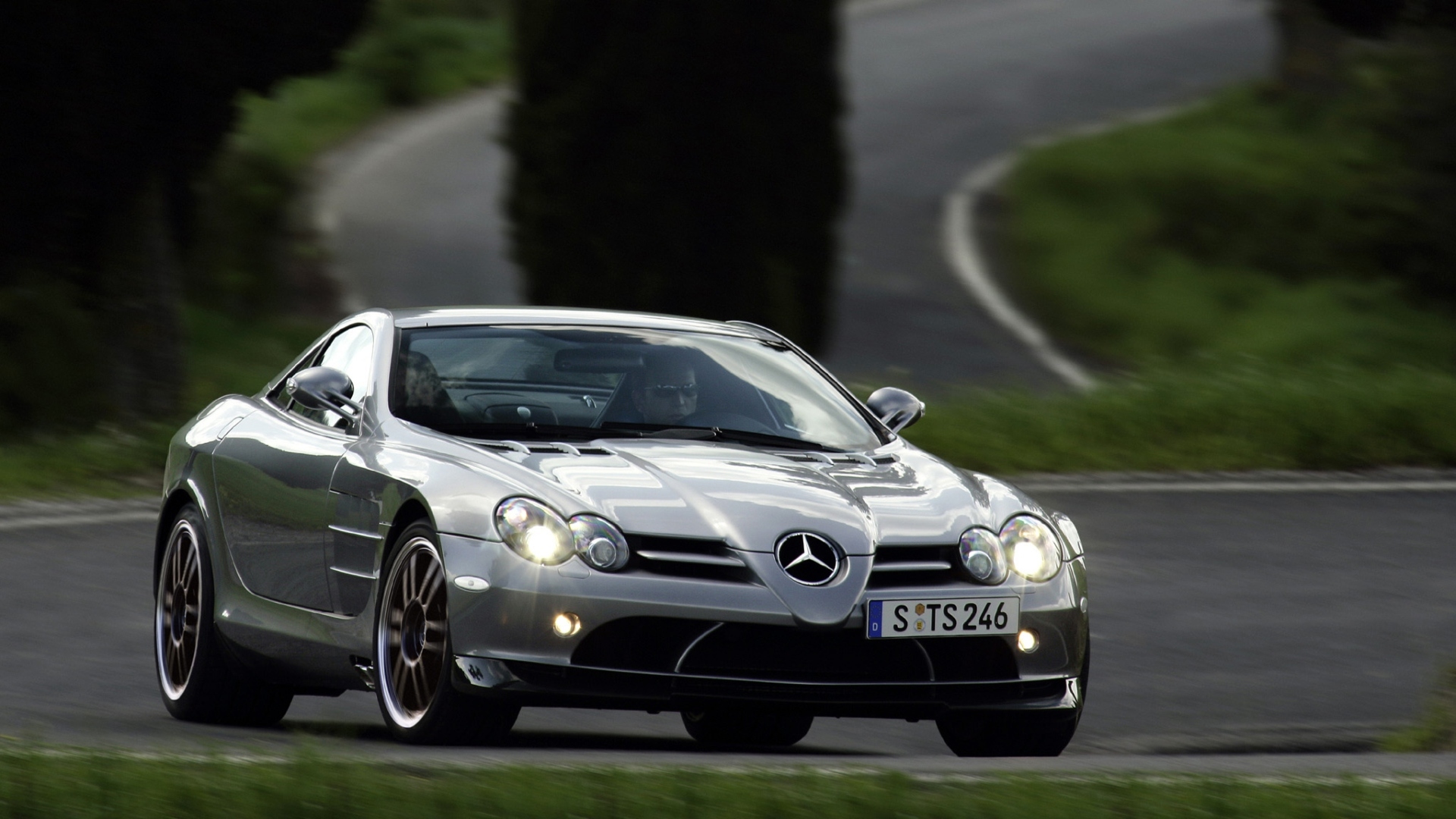 McLaren-automotive-futuro-mumtalakat-bahrein-2024-1 McLaren-automotive-futuro-mumtalakat-bahrein-2024-1