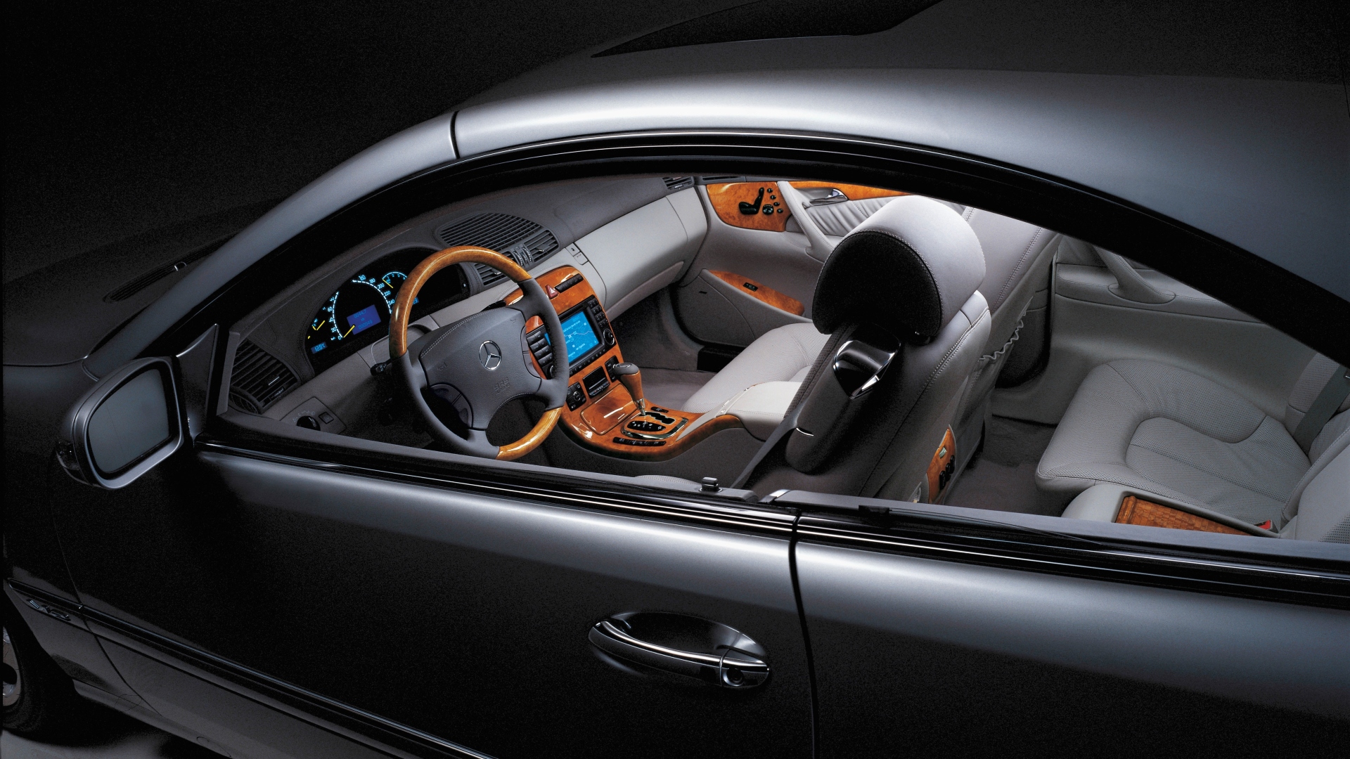Mercedes-CL-C215-1 Mercedes-CL-C215-1