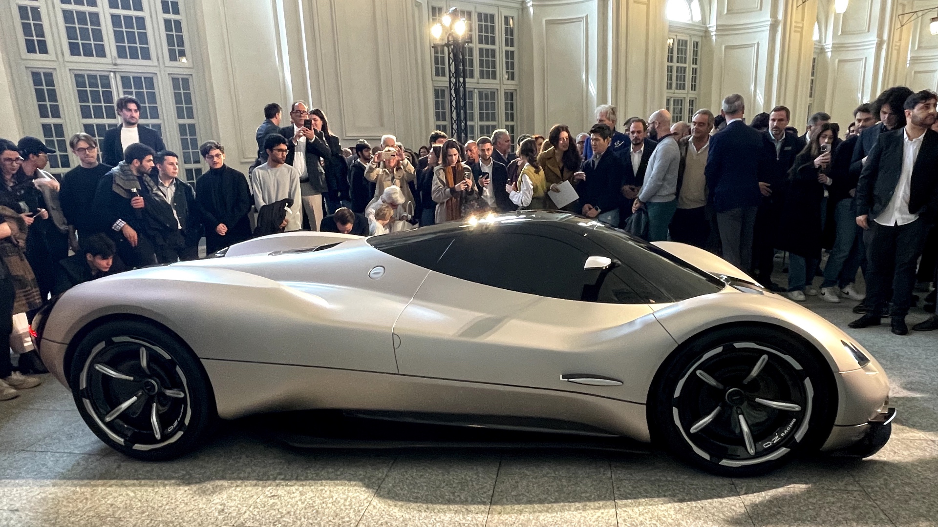 Pagani-Alisea-IED-Torino-2024-25-anni-Zonda-car-design-00003