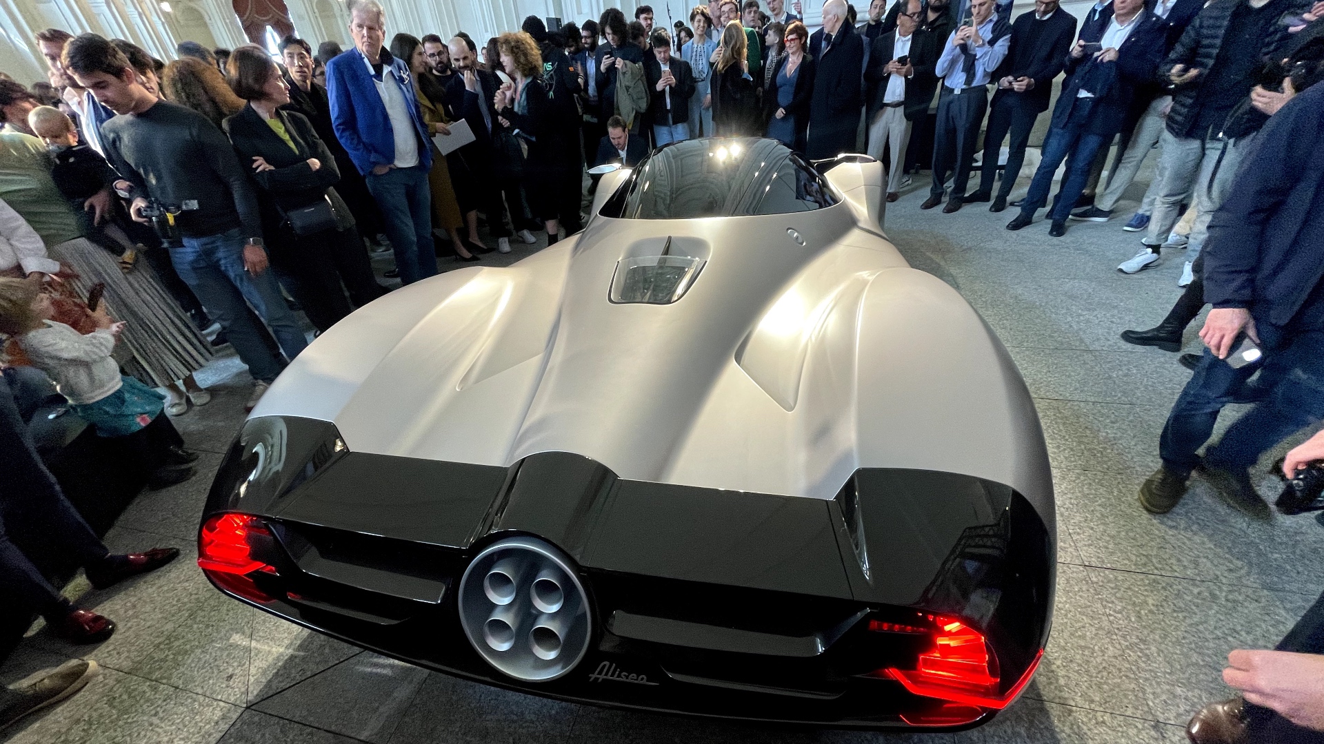 Pagani-Alisea-IED-Torino-2024-25-anni-Zonda-car-design-00006