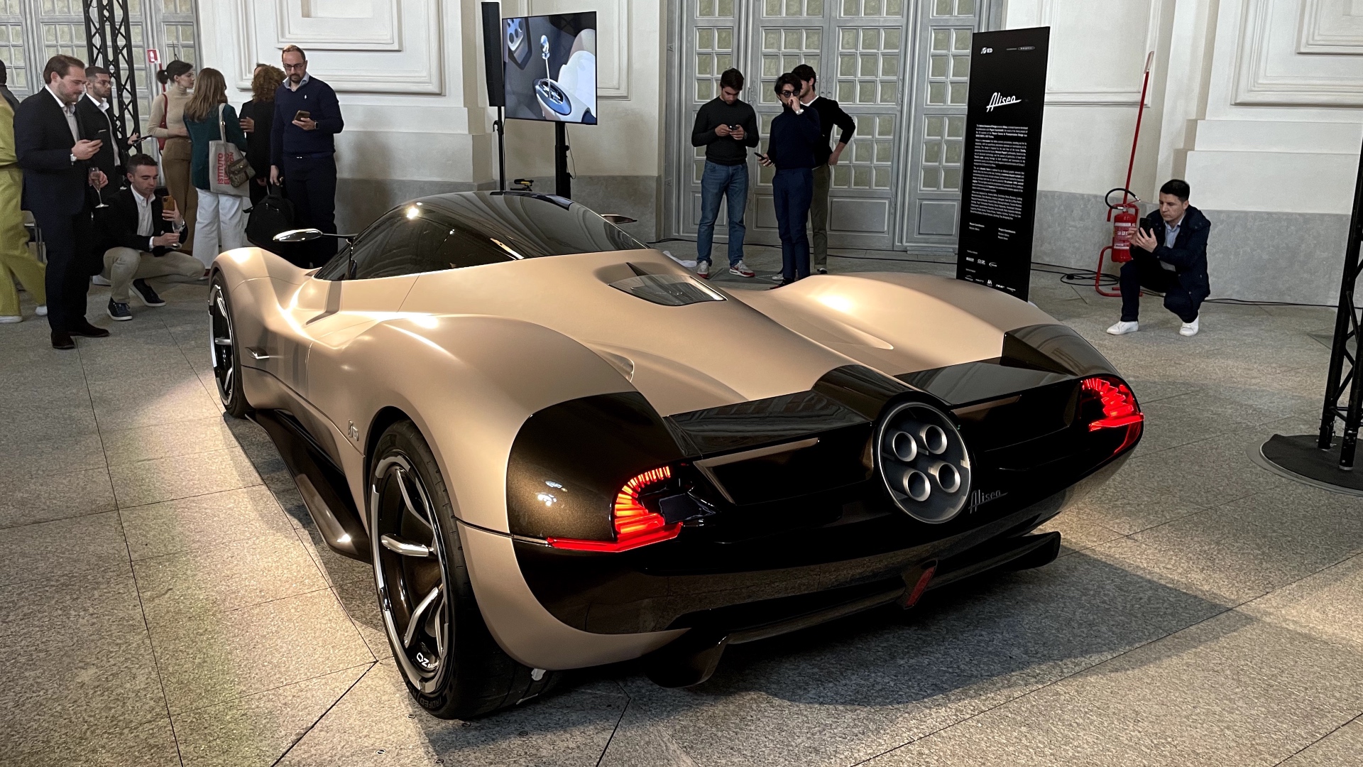 Pagani-Alisea-IED-Torino-2024-25-anni-Zonda-car-design-00013