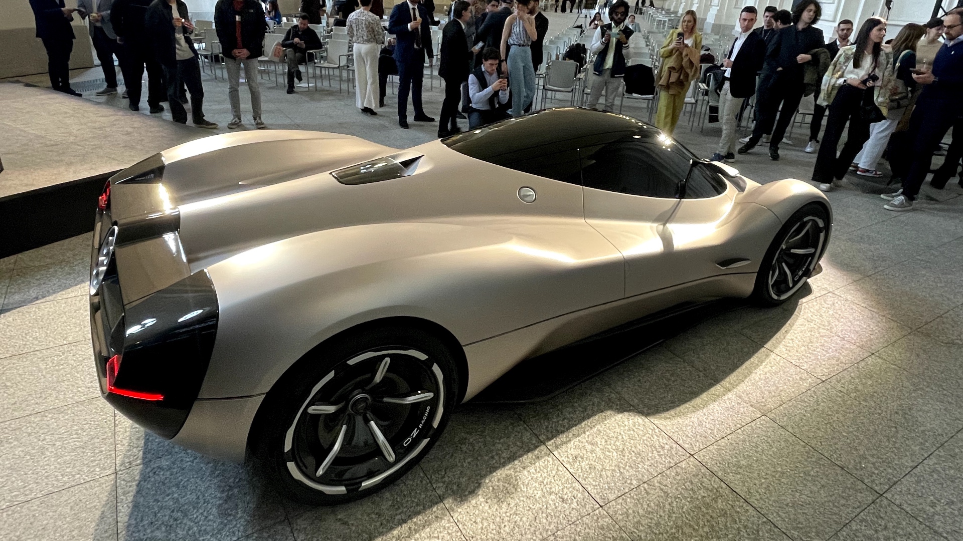 Pagani-Alisea-IED-Torino-2024-25-anni-Zonda-car-design-00015