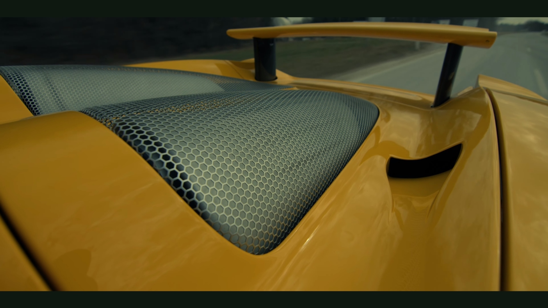 Porsche-Carrera-GT-V10-sound-7 Porsche-Carrera-GT-V10-sound-7