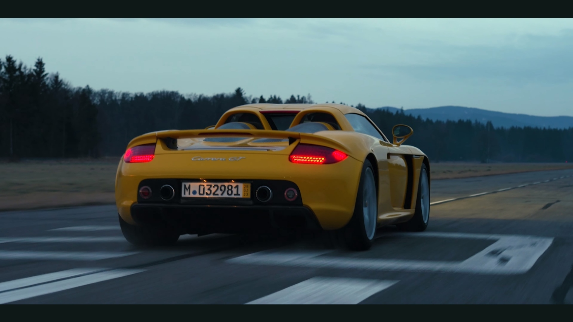 Porsche-Carrera-GT-V10-sound-9 Porsche-Carrera-GT-V10-sound-9