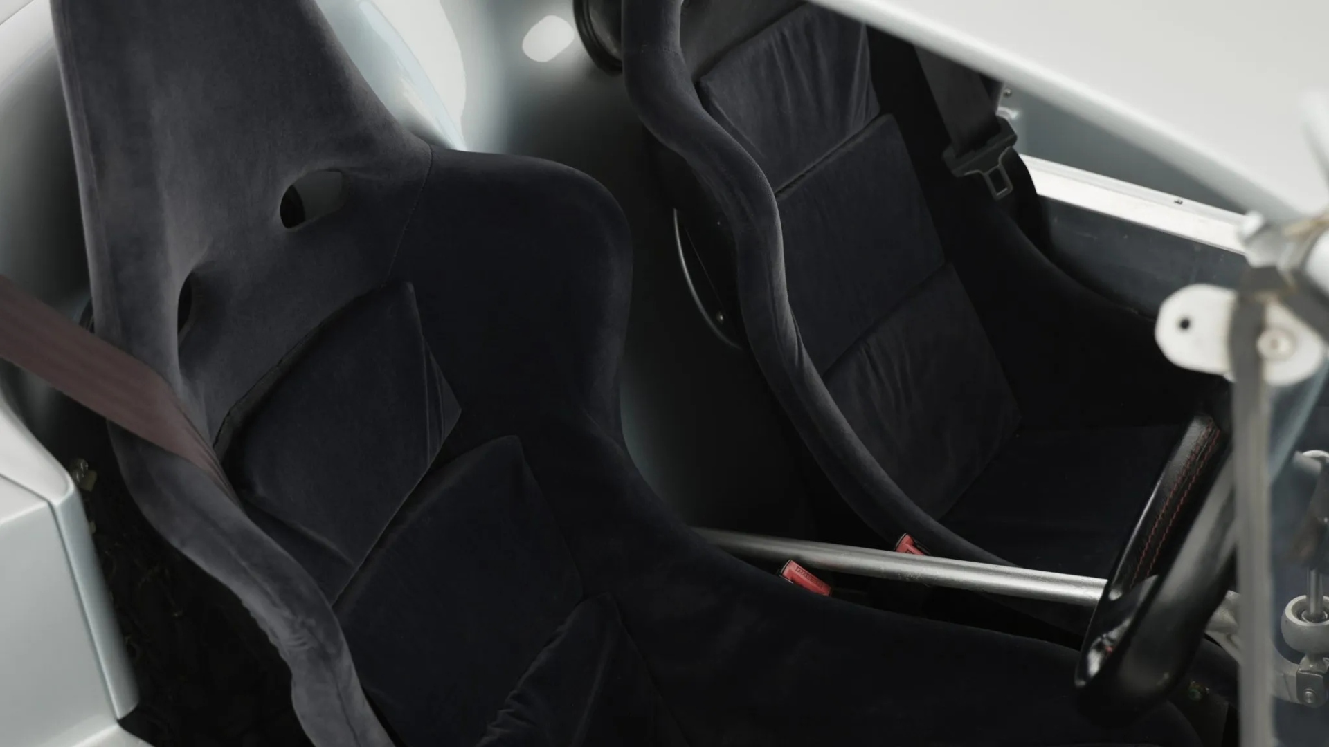 Tommykaira-ZZ-asta-2024-12 Tommykaira-ZZ-asta-2024-12