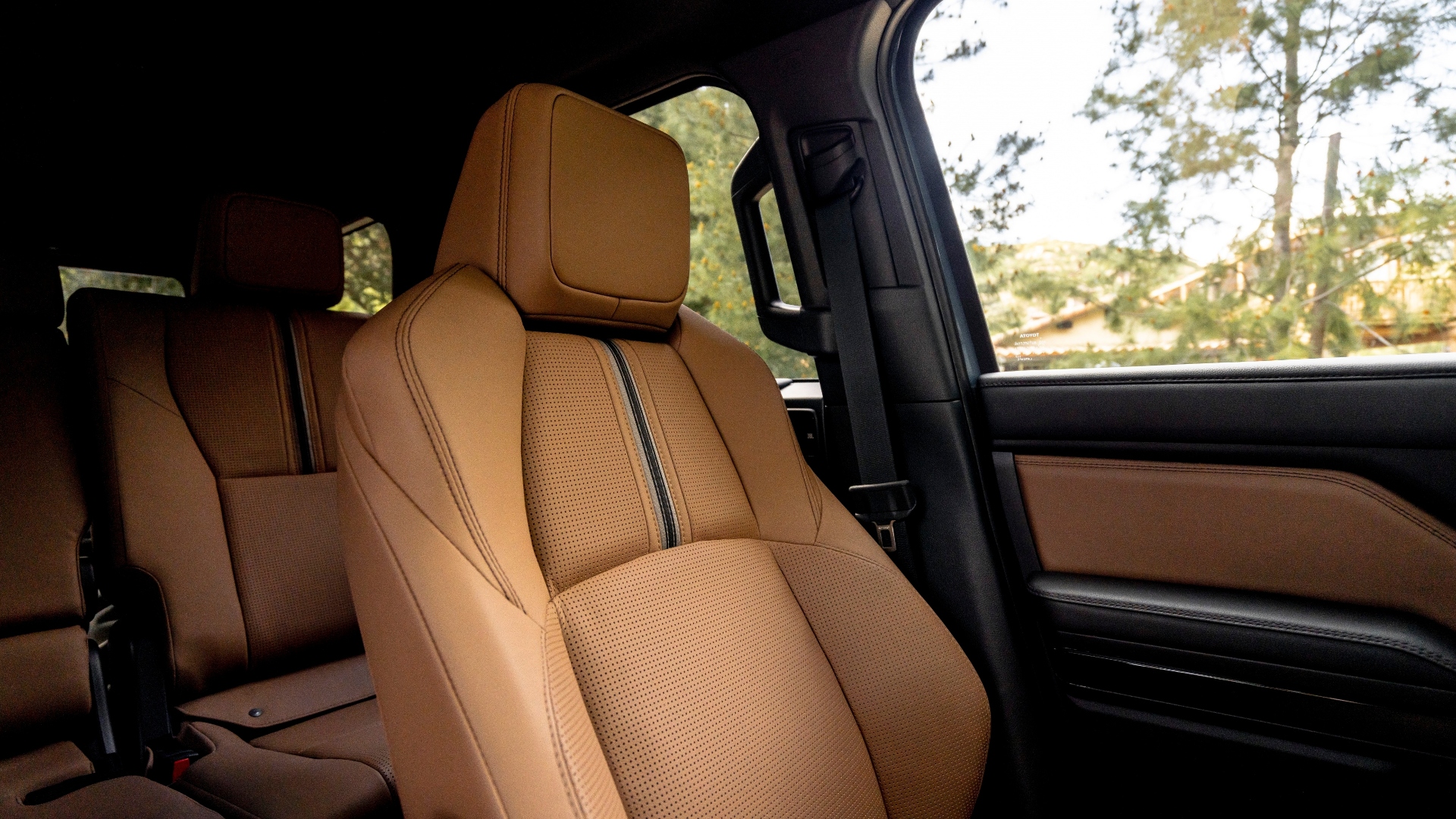 Toyota-4Runner-2025-4