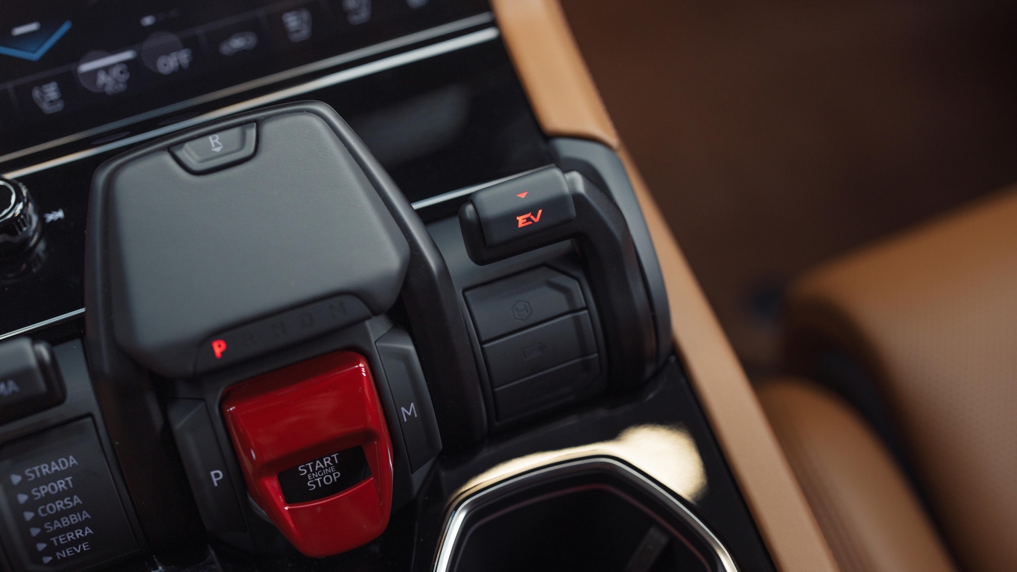 lamborghini-urus-se-19 lamborghini-urus-se-19