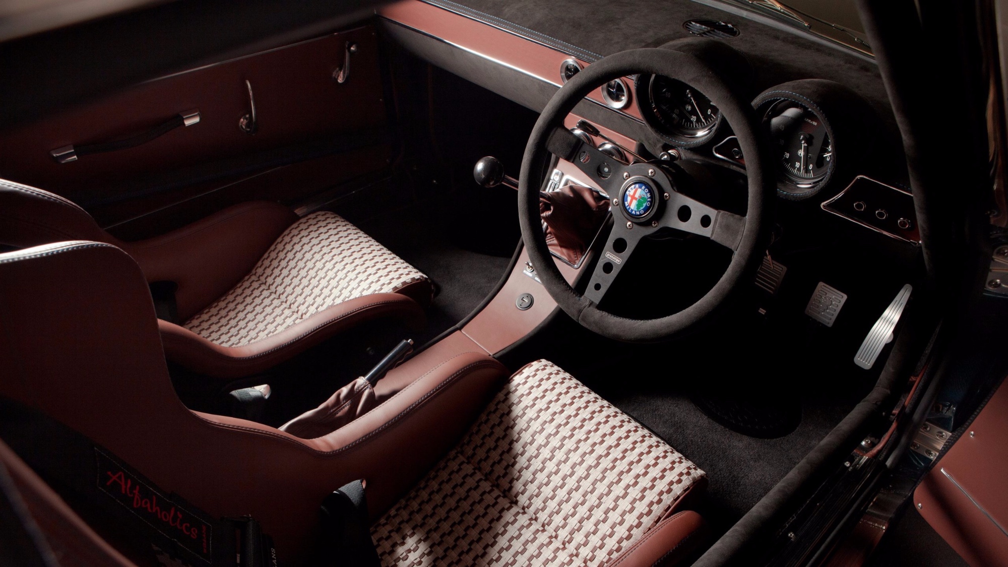 Alfaholics-GTA-R-290-WIDEBODY-7