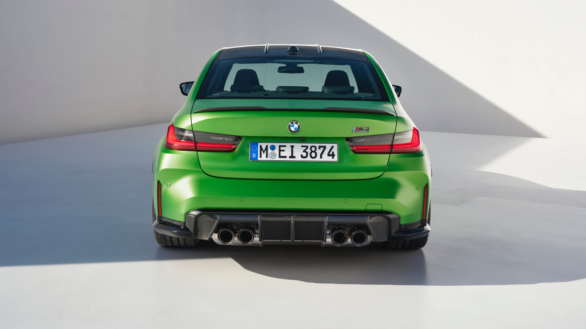 BMW-M3-2024-3 BMW-M3-2024-3