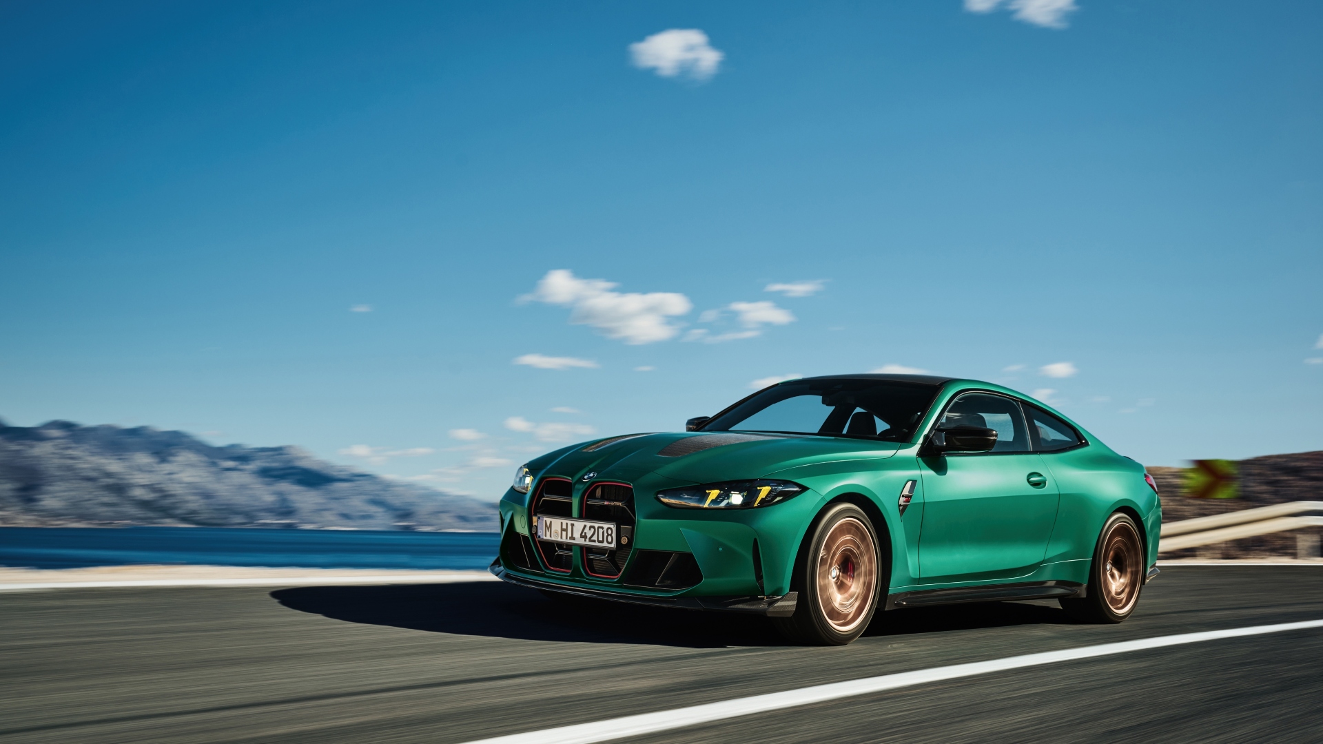 BMW-M4-CS-2024-10 BMW-M4-CS-2024-10