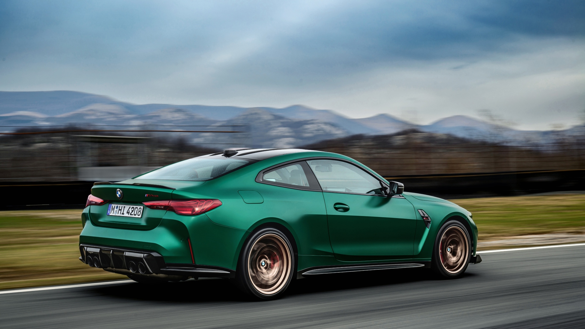 BMW-M4-CS-2024-4 BMW-M4-CS-2024-4